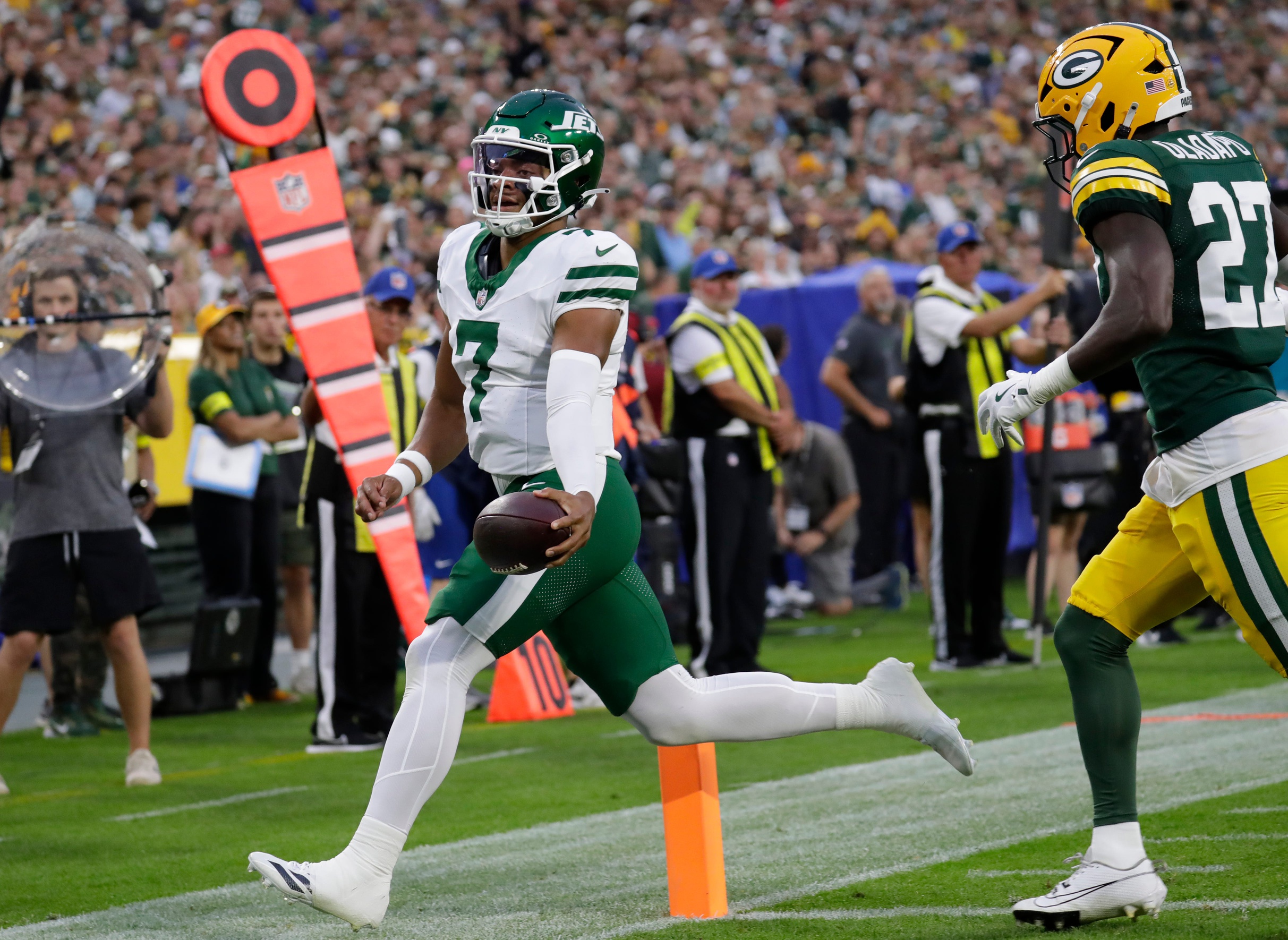 nfl picks Justin Fields New York Jets predictions best bet odds