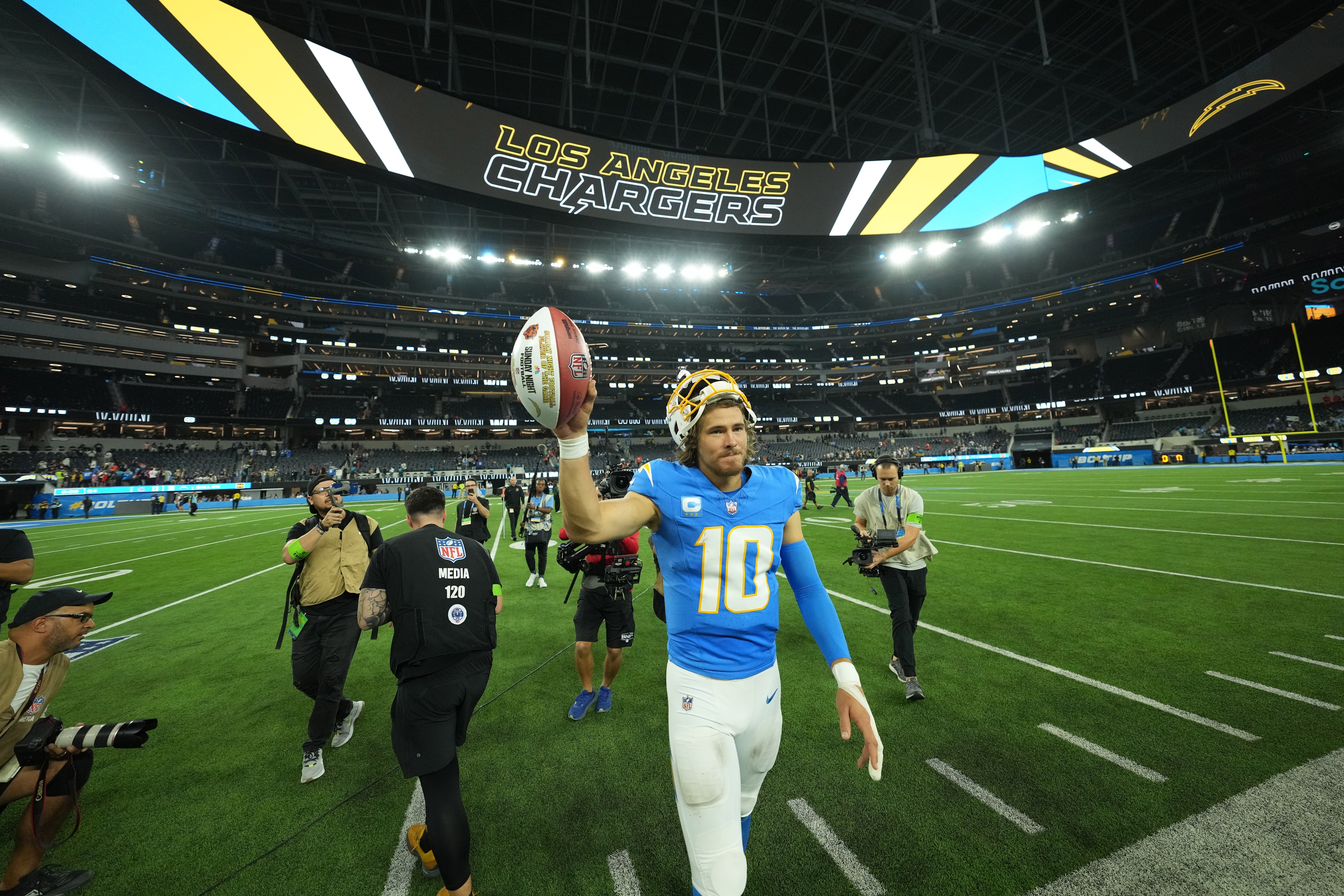 nfl picks Justin Herbert Los Angeles Chargers predictions best bet odds