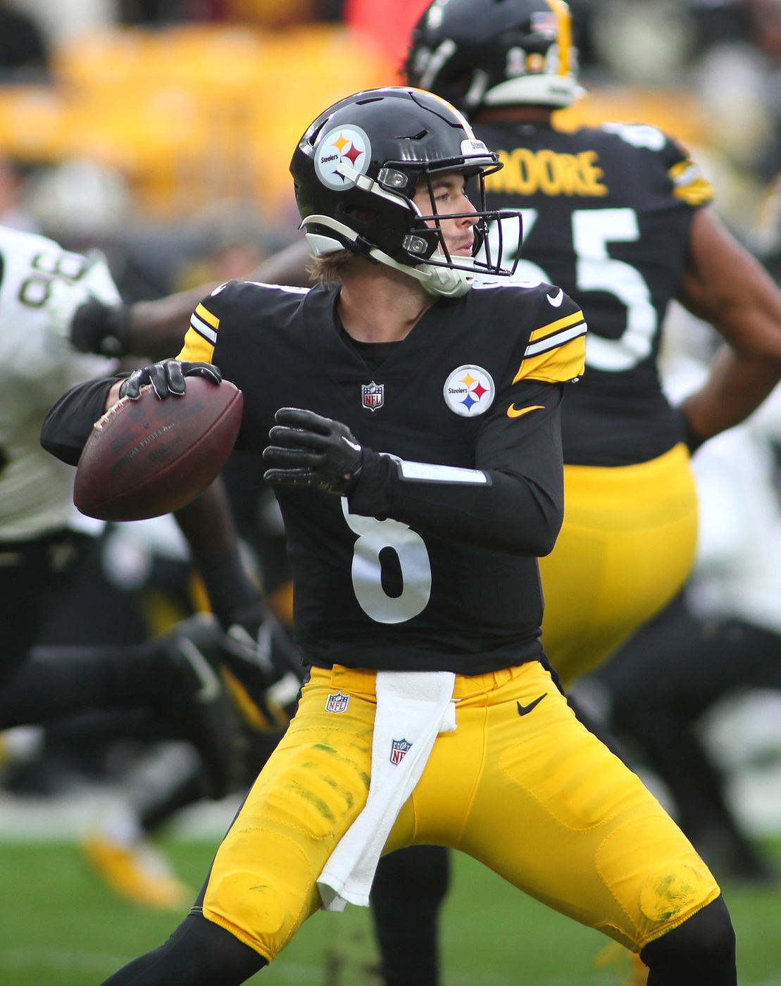 nfl picks Kenny Pickett pittsburgh steelers predictions best bet odds