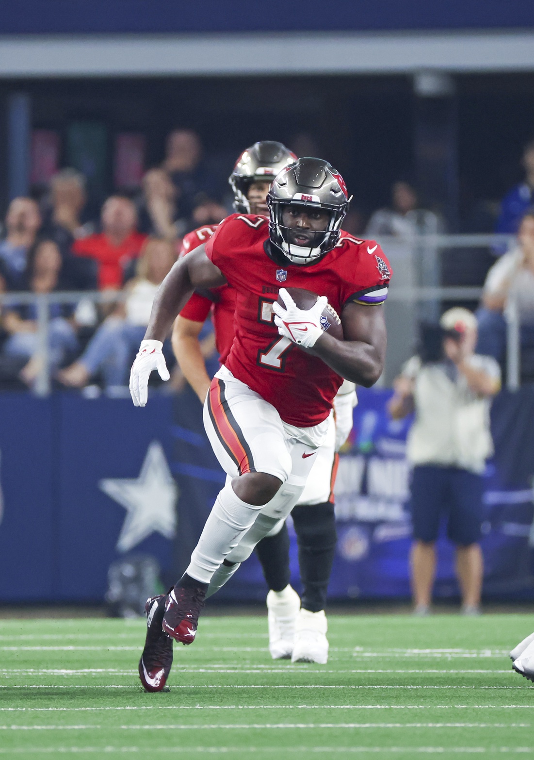 nfl picks Leonard Fournette tampa bay buccaneers predictions best bet odds