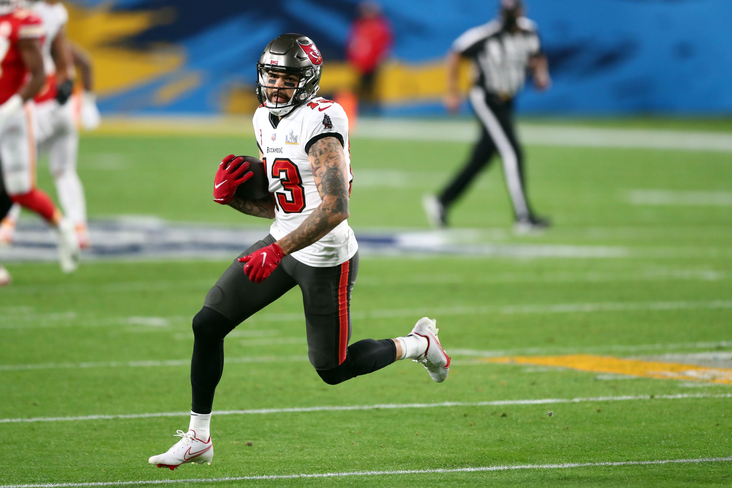 nfl picks Mike Evans tampa bay buccaneers predictions best bet odds