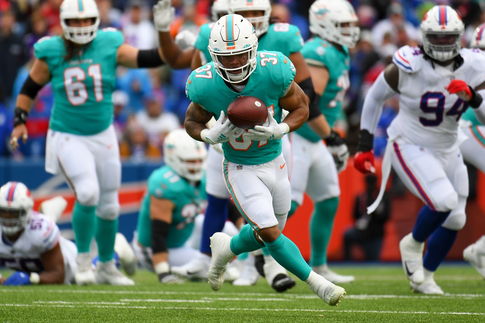 nfl picks Myles Gaskin miami dolphins predictions best bet odds