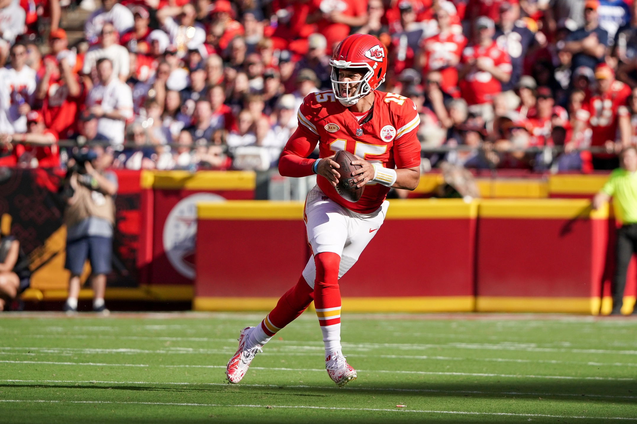 nfl picks Patrick Mahomes Kansas City Chiefs predictions best bet odds