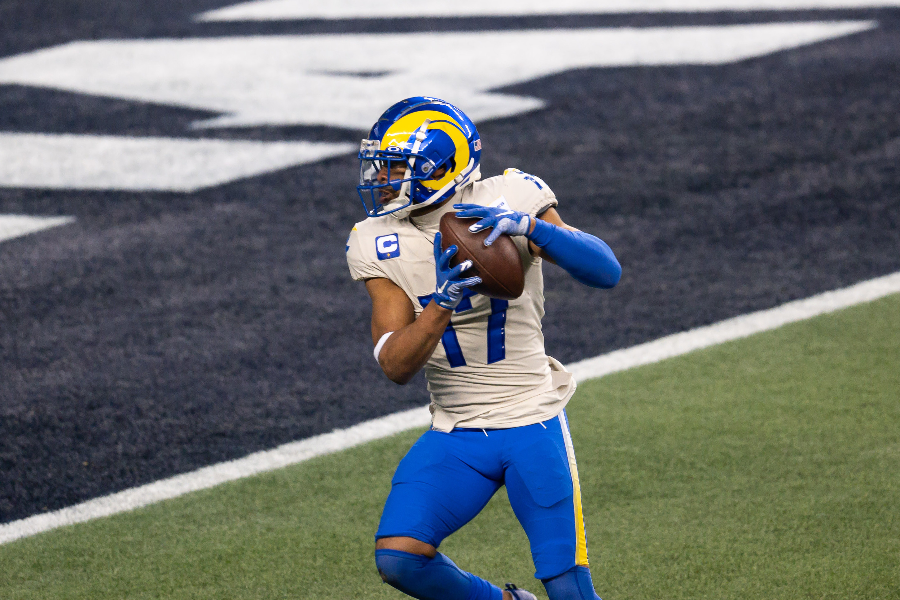 nfl picks Robert Woods los angeles rams predictions best bet odds