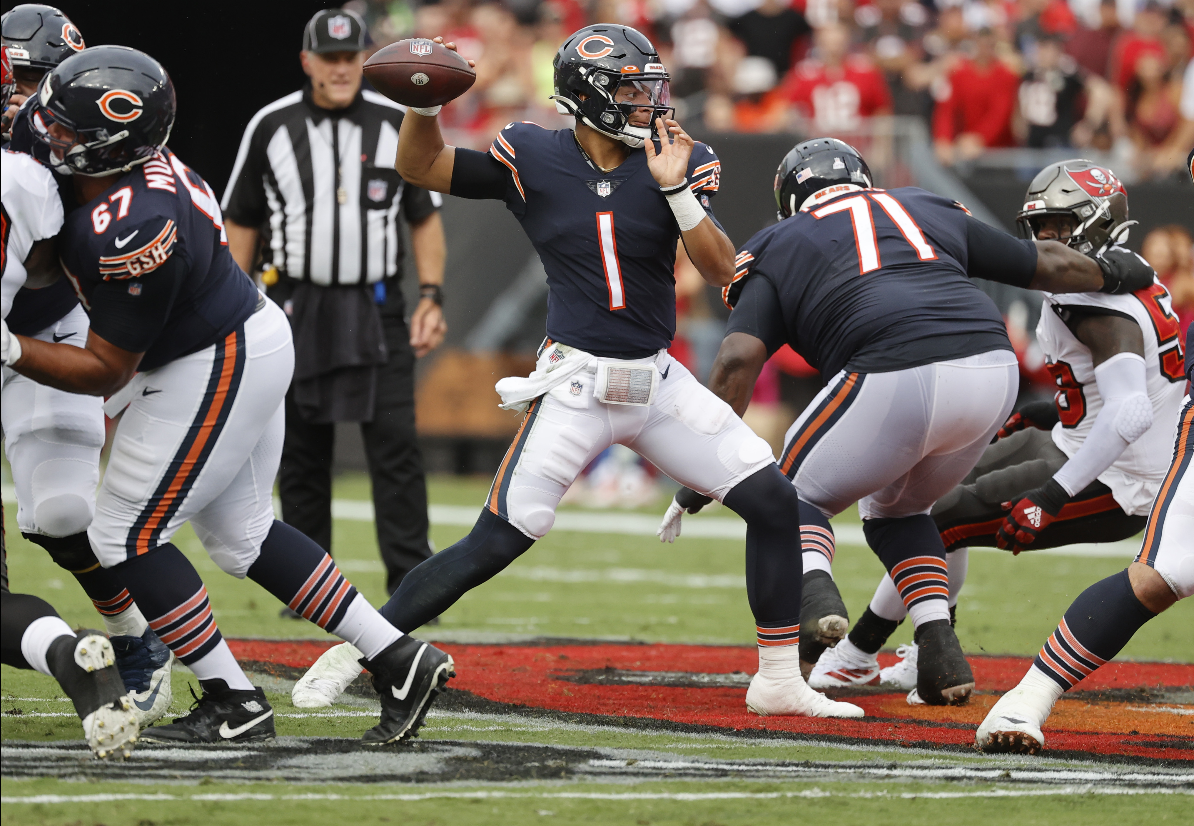 NFL survivor pool picks Justin Fields Chicago Bears Week 8 predictions