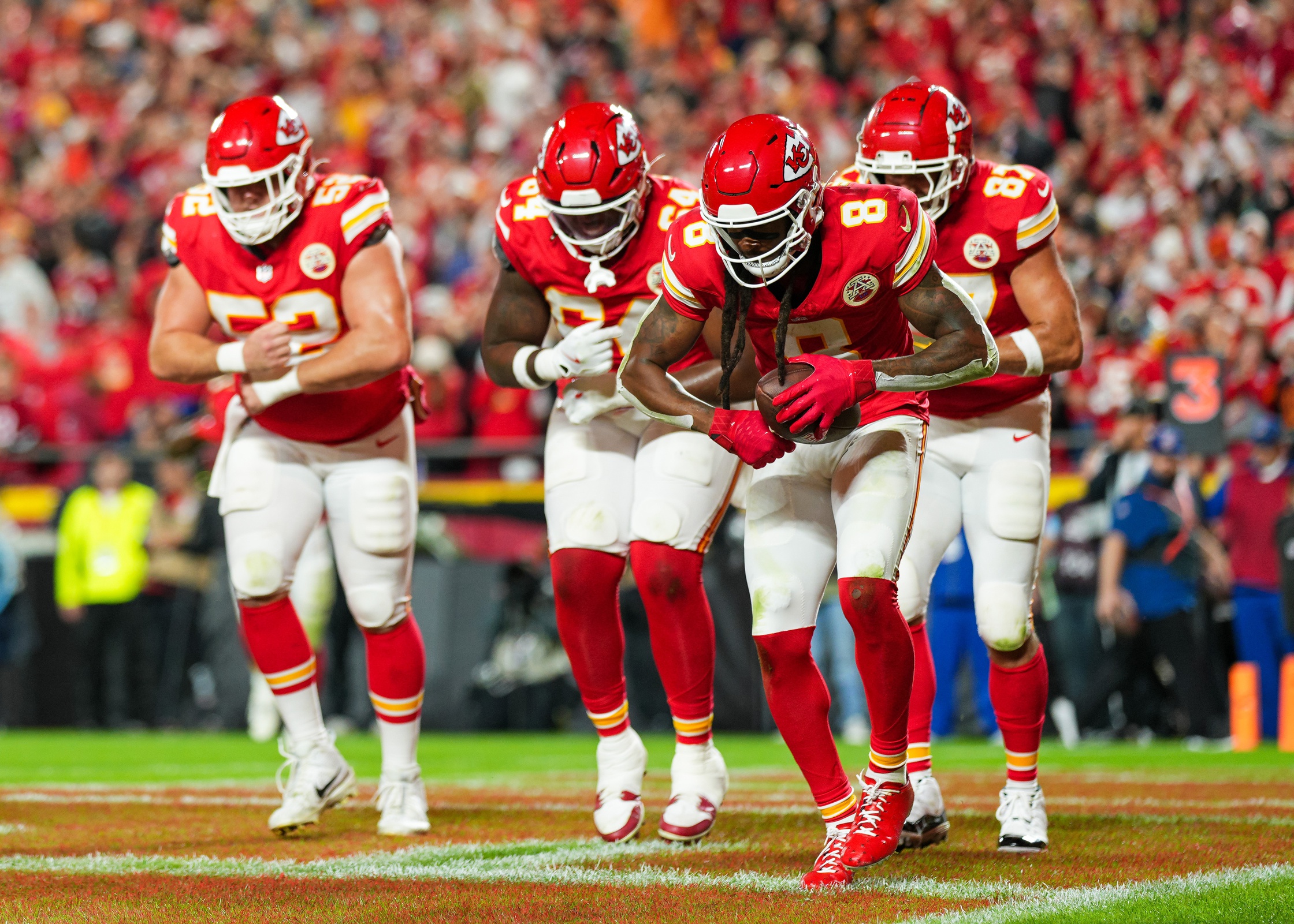 NFL survivor pool picks Week 10 DeAndre Hopkins Kansas City Chiefs