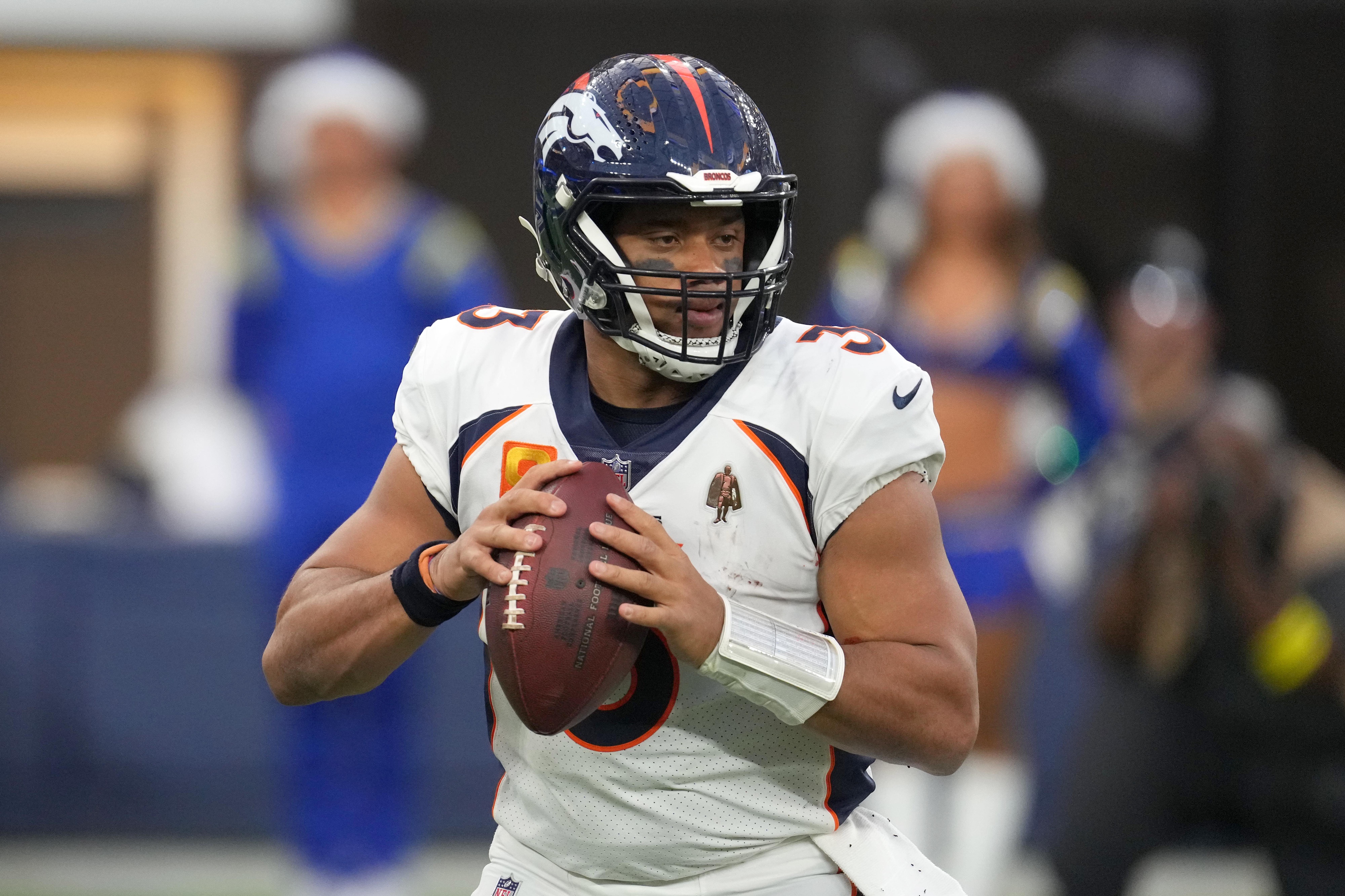 NFL survivor pool picks Week 17 Russell Wilson Denver Broncos