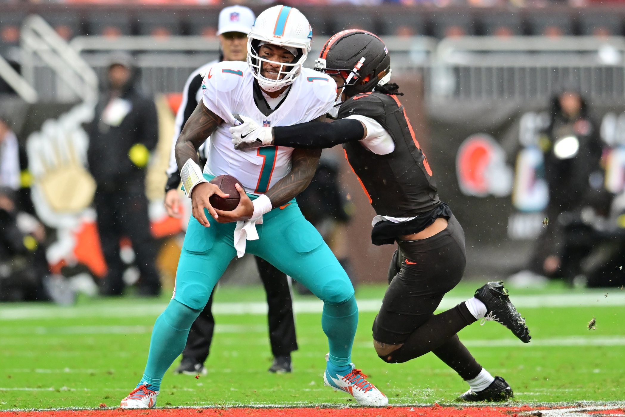 NFL survivor pool picks Week 8 Tua Tagovailoa Miami Dolphins