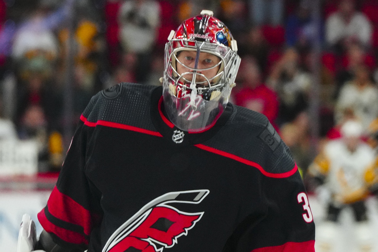 nhl picks Antti Raanta Carolina Hurricanes nhl picks predictions best bet odds