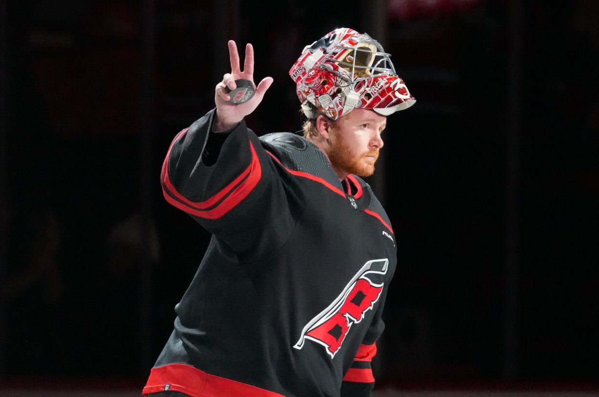 nhl picks Frederik Andersen Carolina Hurricanes nhl picks predictions best bet odds