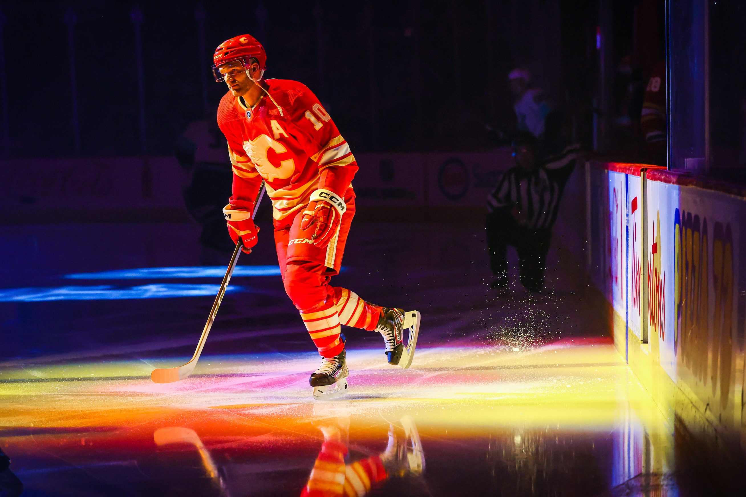 nhl picks Jonathan Huberdeau Calgary Flames predictions best bet odds