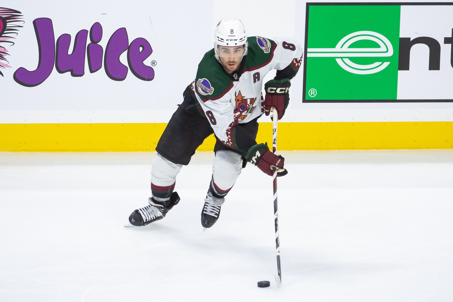 nhl picks Nick Schmaltz Arizona Coyotes nhl picks predictions best bet odds