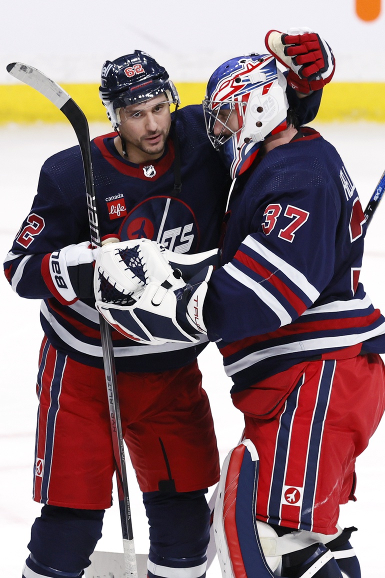 nhl picks Nino Niederreiter Winnipeg Jets nhl picks predictions best bet odds