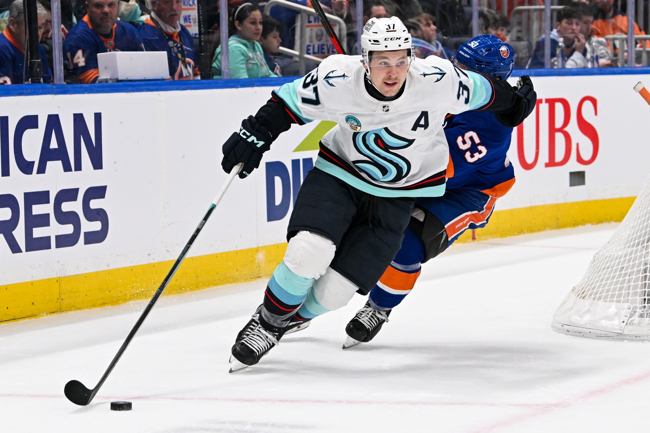 nhl picks Yanni Gourde Seattle Kraken nhl picks predictions best bet odds