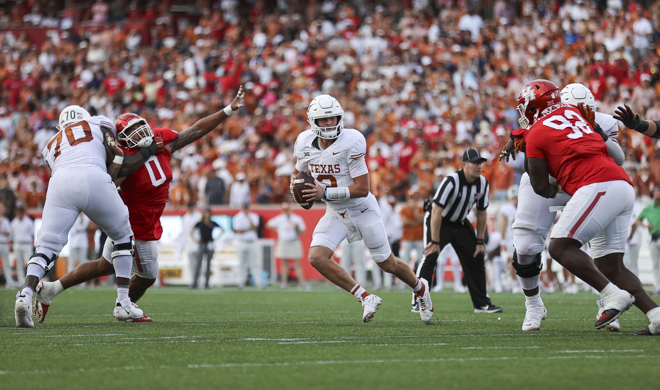 Public action football betting report Quinn Ewers Texas Longhorns