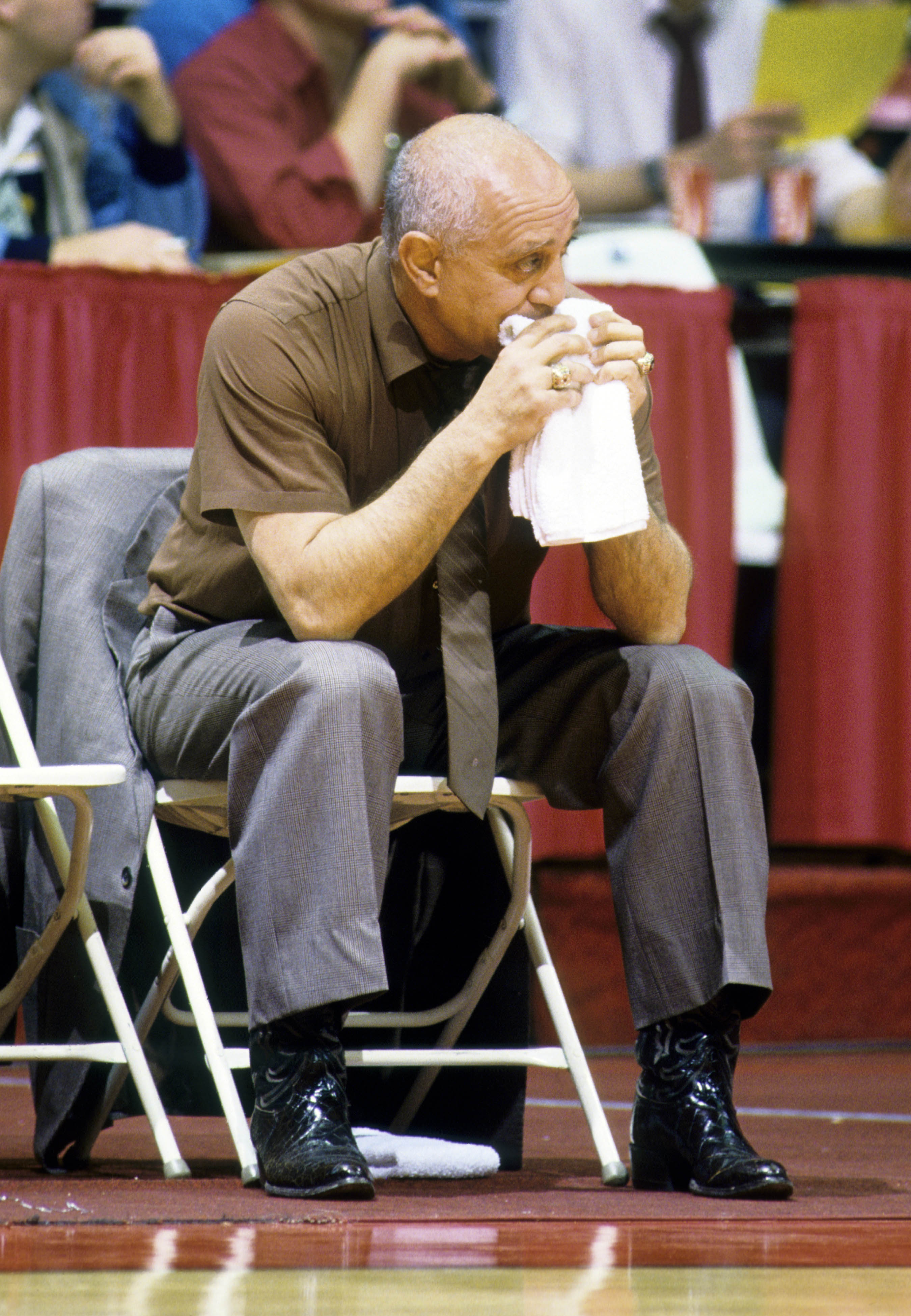 Shortest coaching tenures in pro sports Jerry Tarkanian