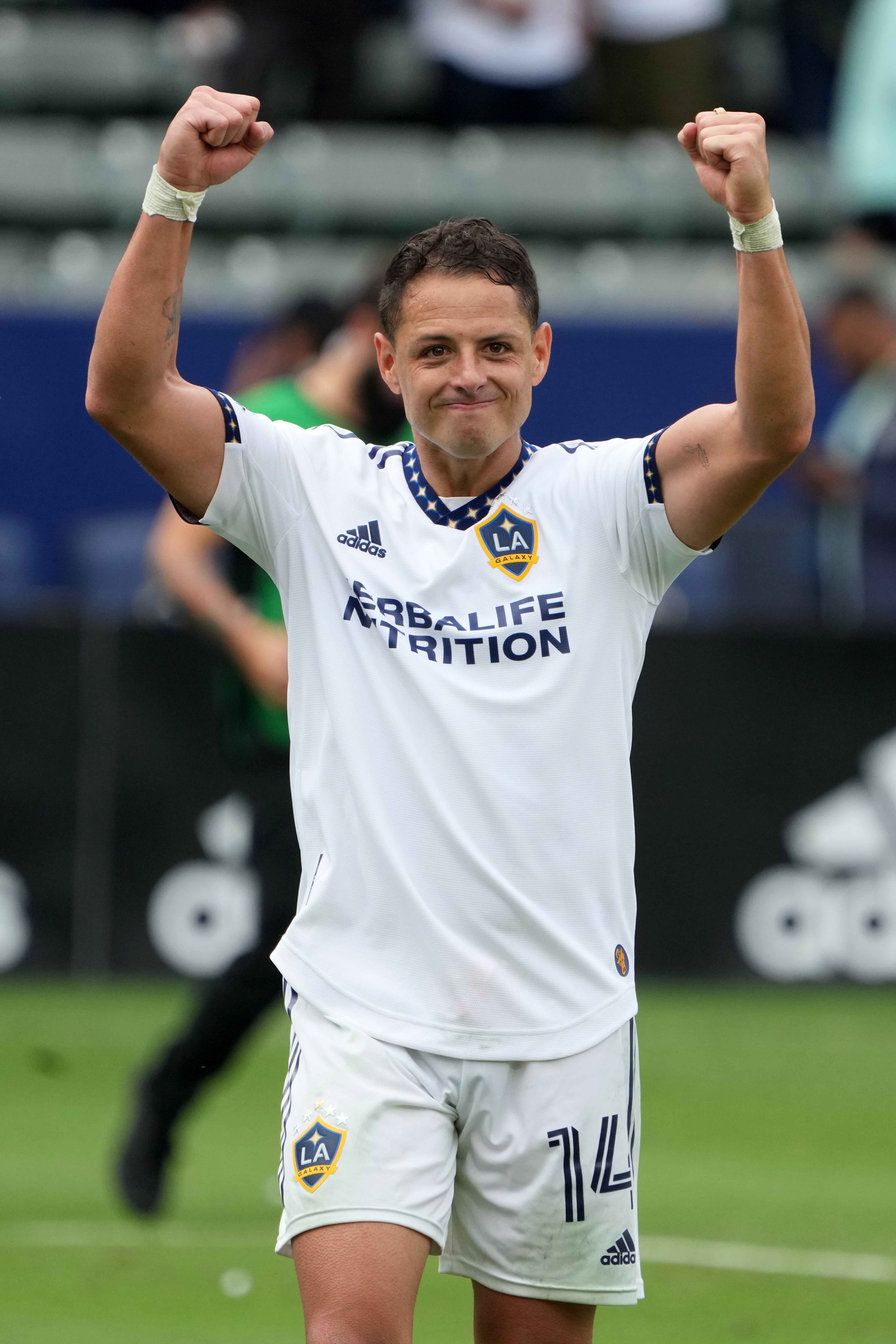 soccer picks Chicharito LA Galaxy predictions best bet odds