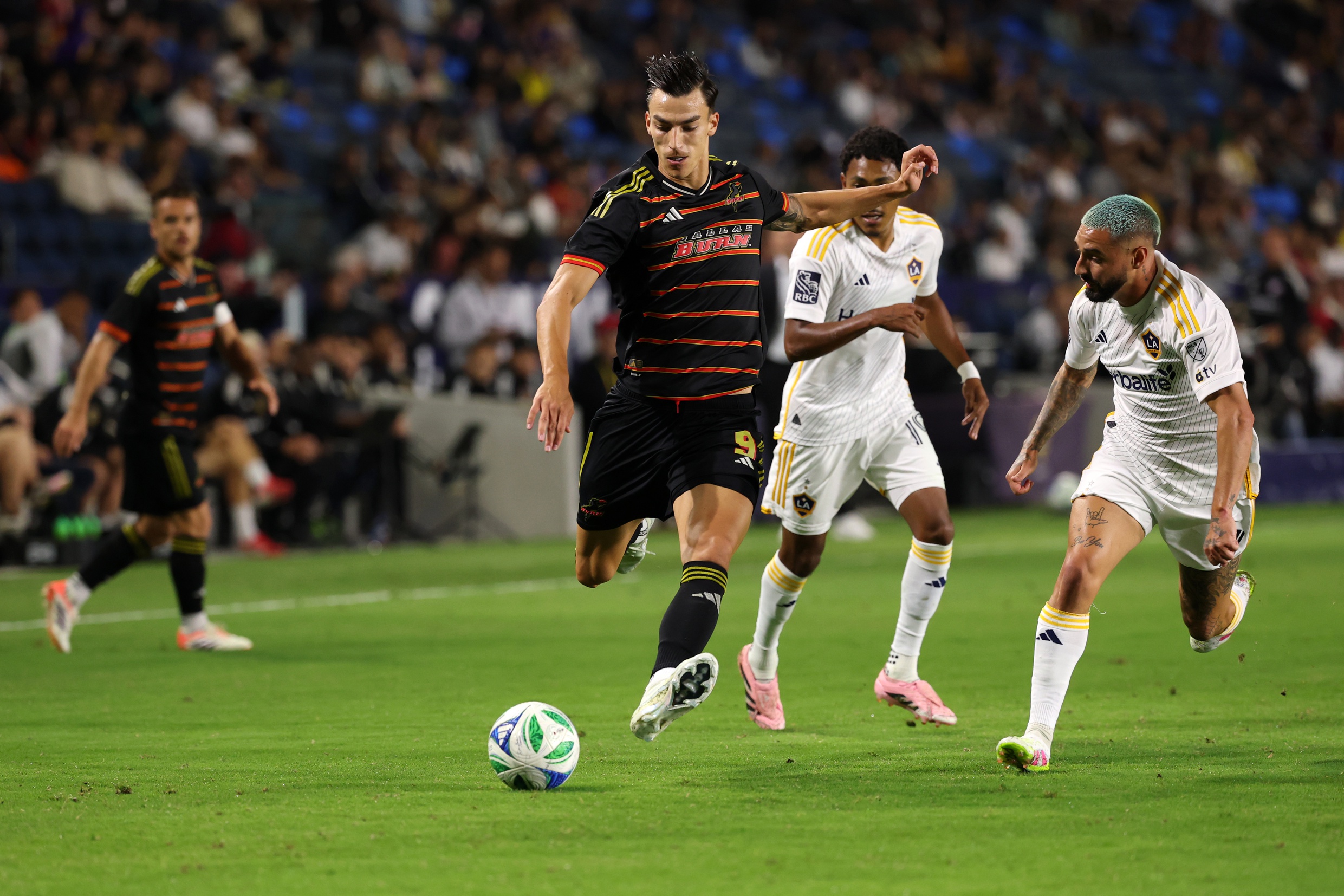 soccer picks Diego Fagundez LA Galaxy predictions best bet odds