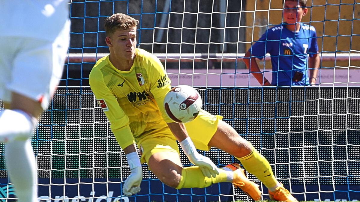 soccer picks Finn Dahmen FC Augsburg predictions best bet odds