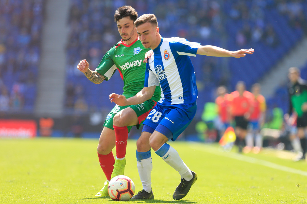 soccer picks Ximo Navarro Alaves predictions best bet odds