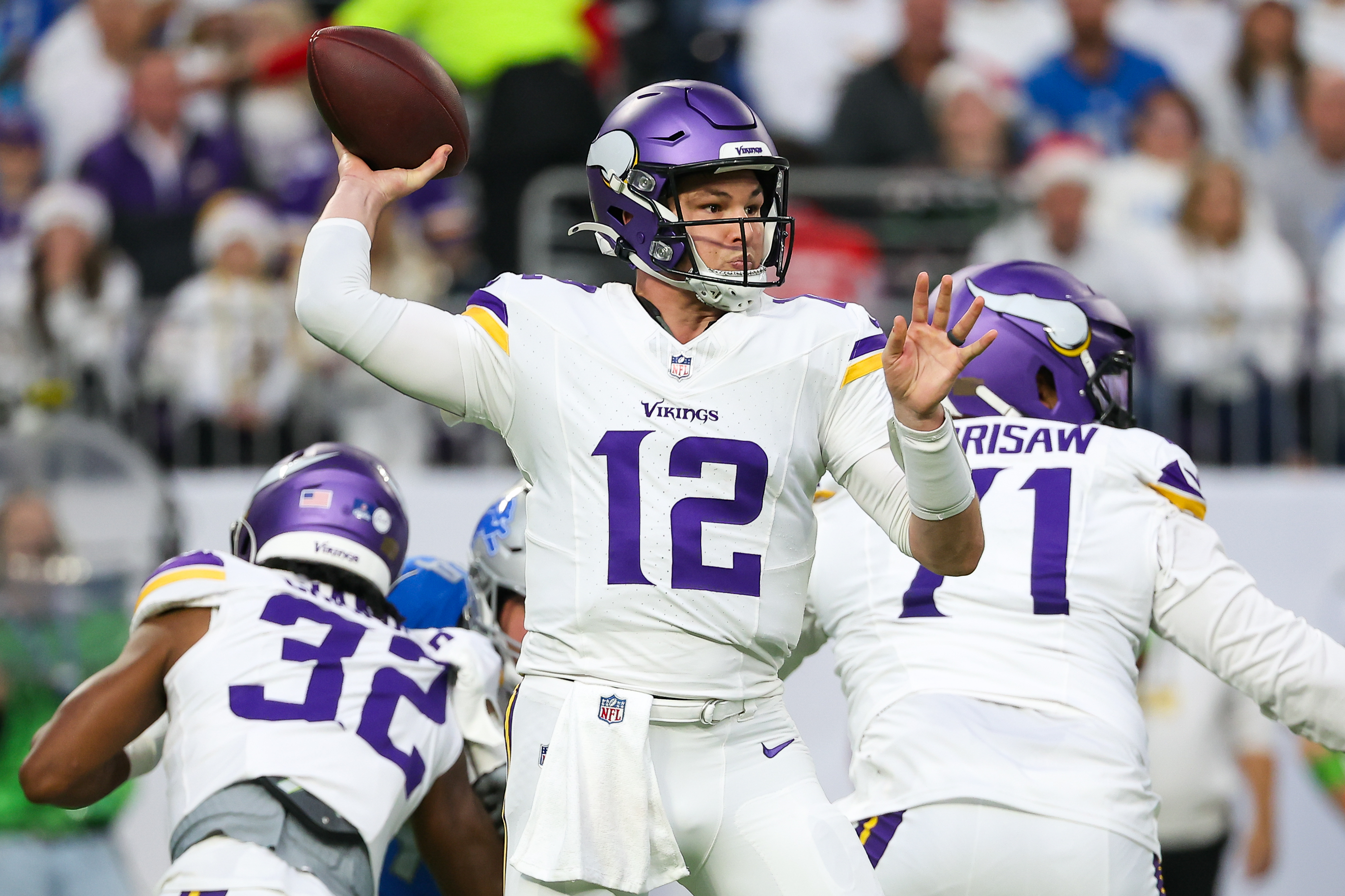 Sunday Night Football picks Green Bay Packers vs Minnesota Vikings Nick Mullens