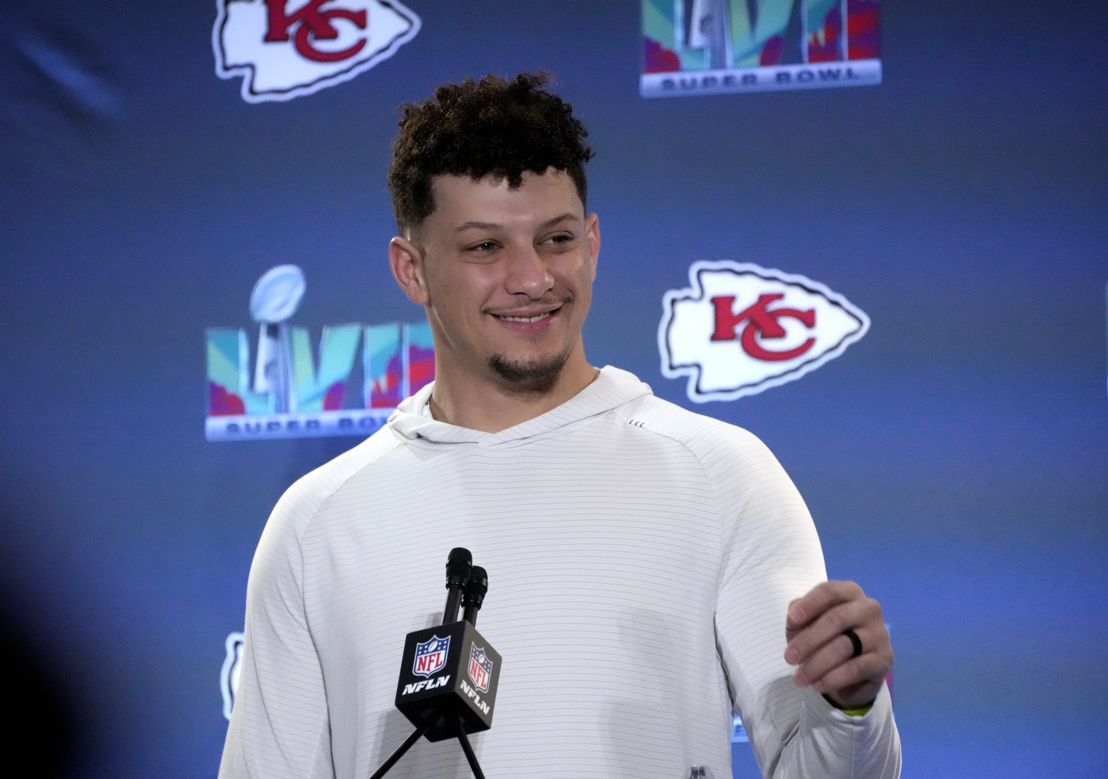 Super Bowl teaser bets picks and predictions Patrick Mahomes Kansas City Chiefs