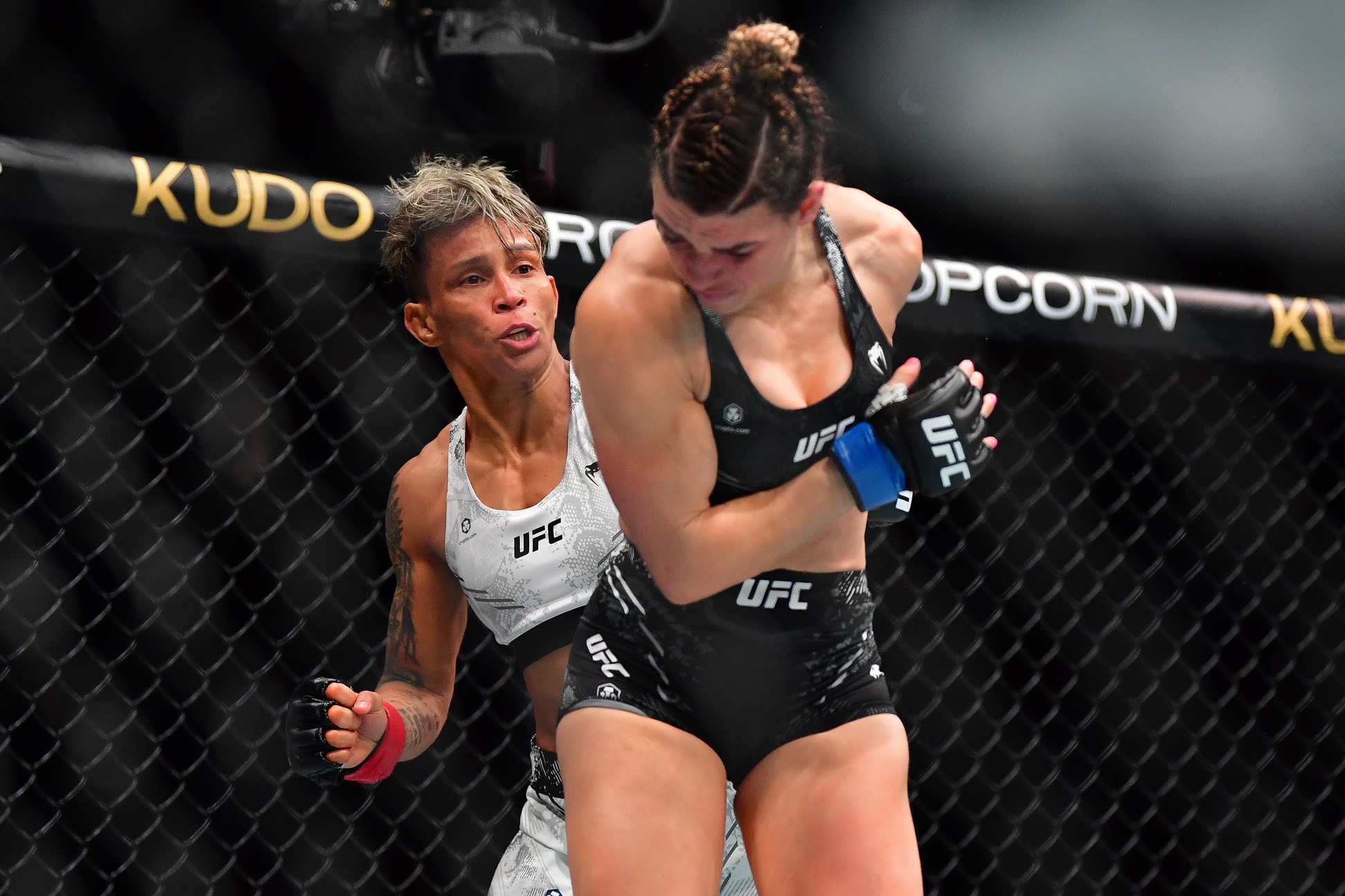 ufc picks Amanda Lemos ufc predictions best bet odds