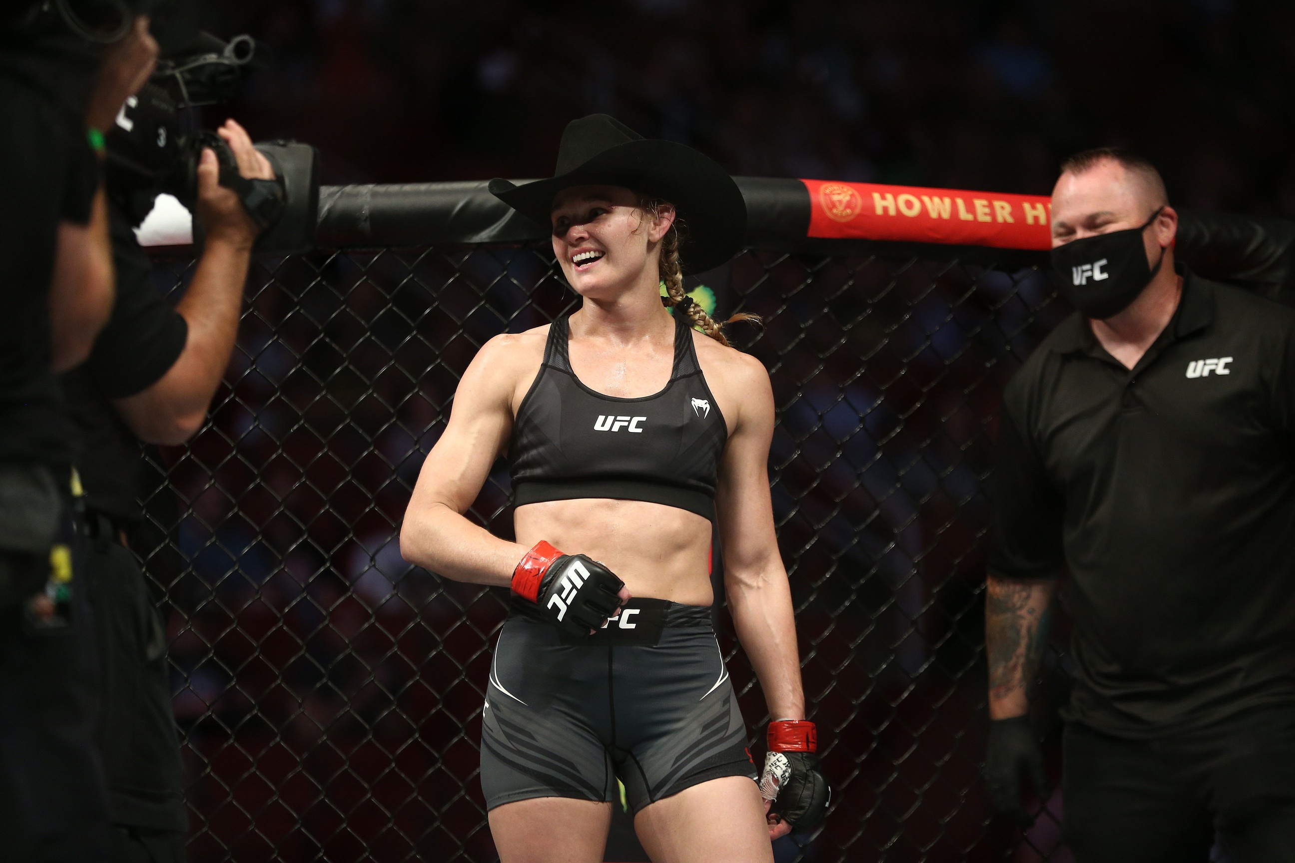 ufc picks Andrea Lee predictions best bet odds