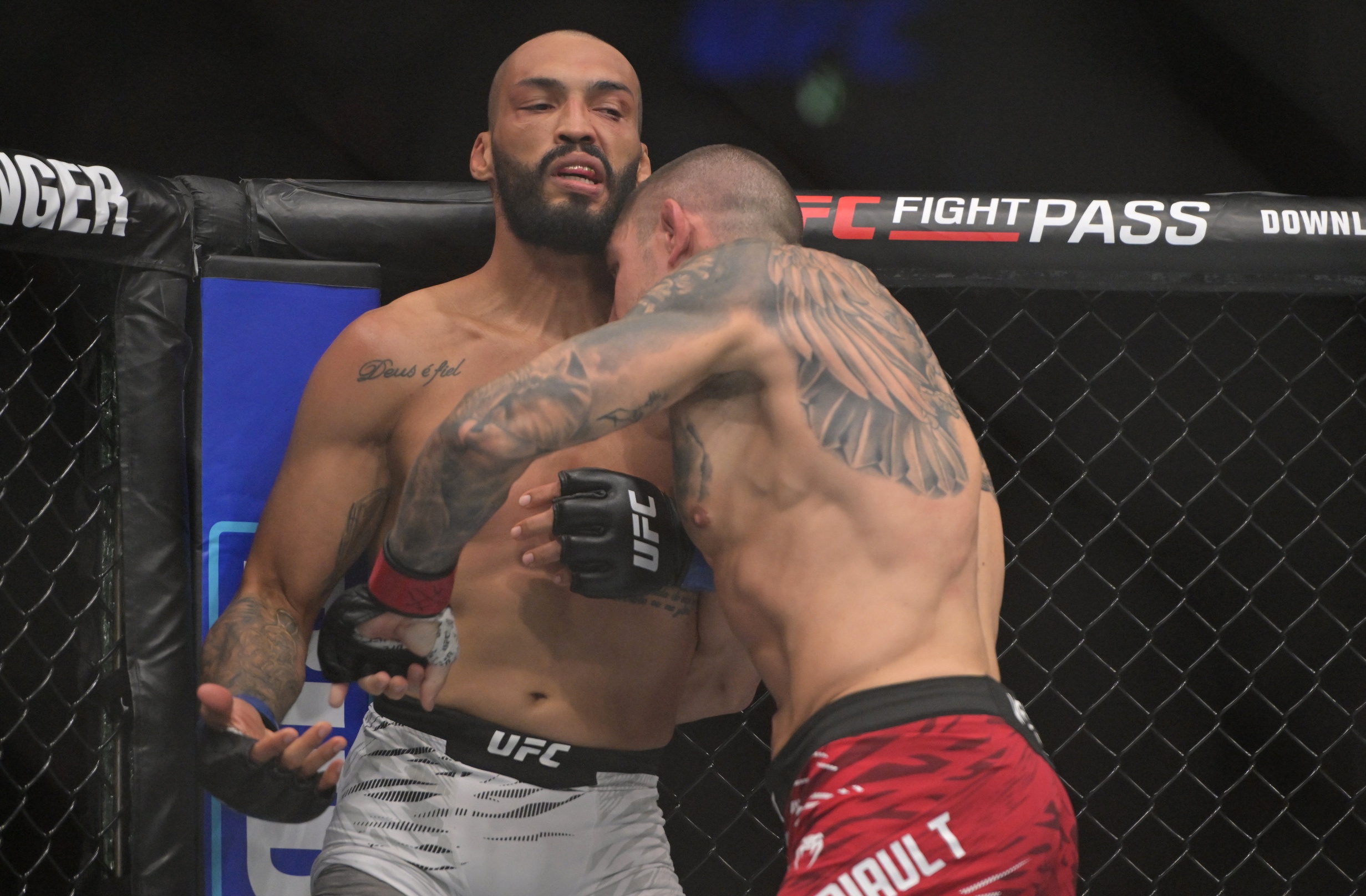 ufc picks Bruno Silva ufc predictions best bet odds