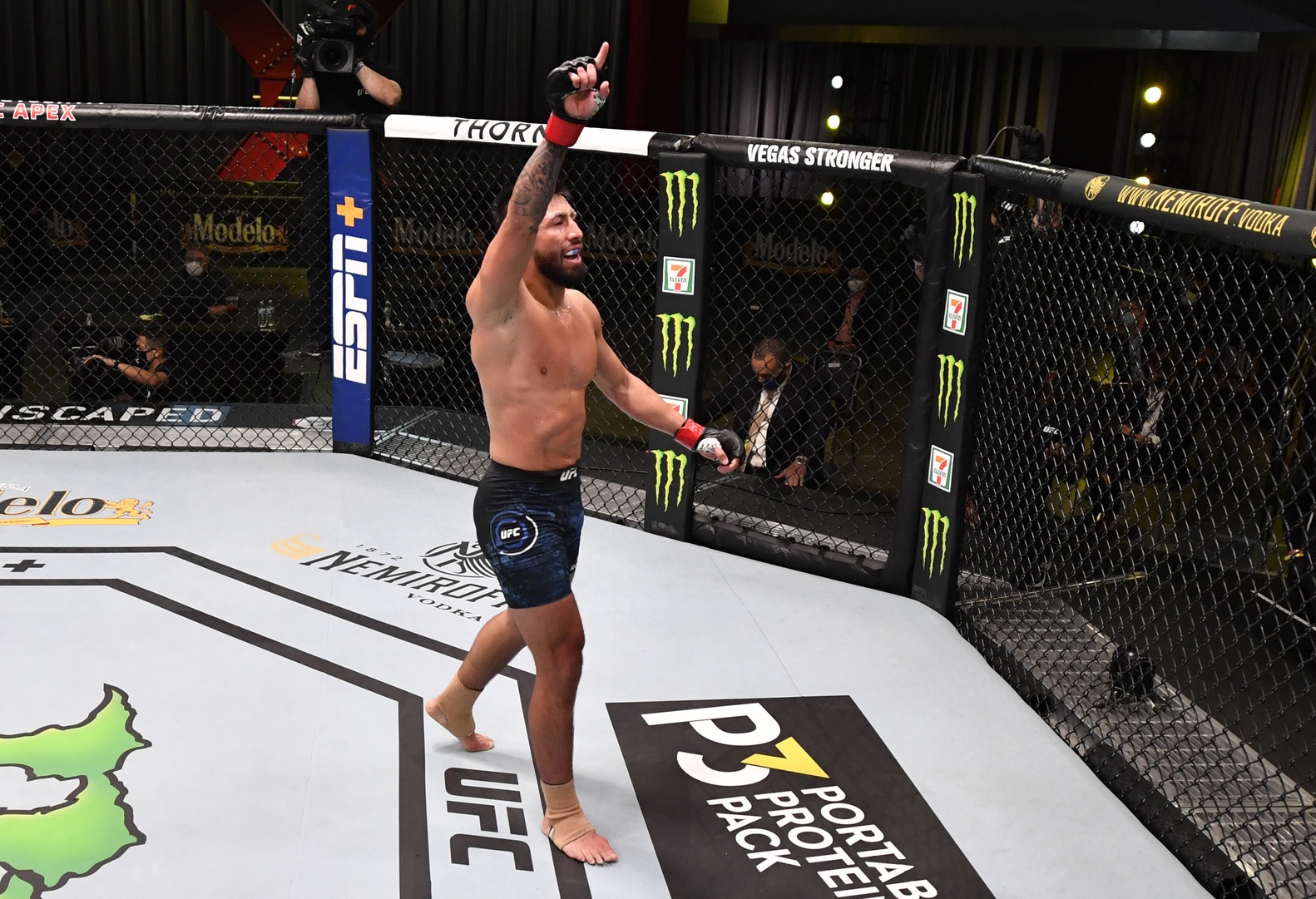 ufc picks Chris Gutierrez predictions best bet odds