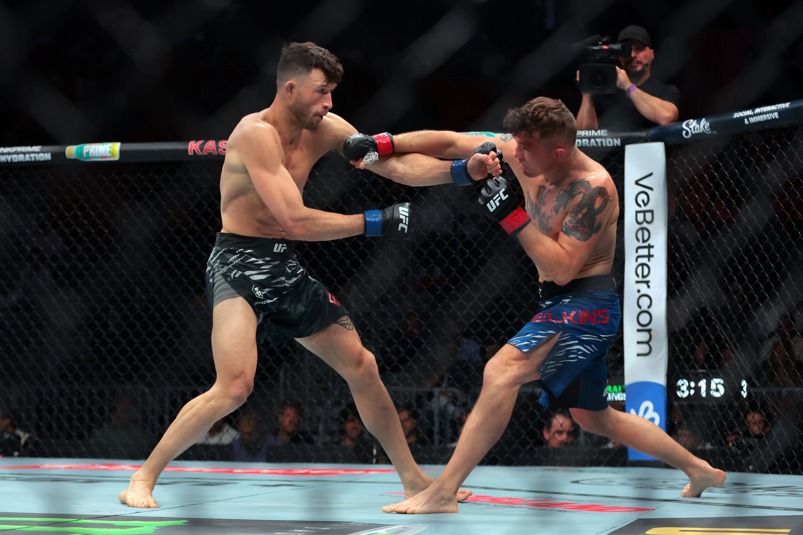 ufc picks Darren Elkins predictions best bet odds
