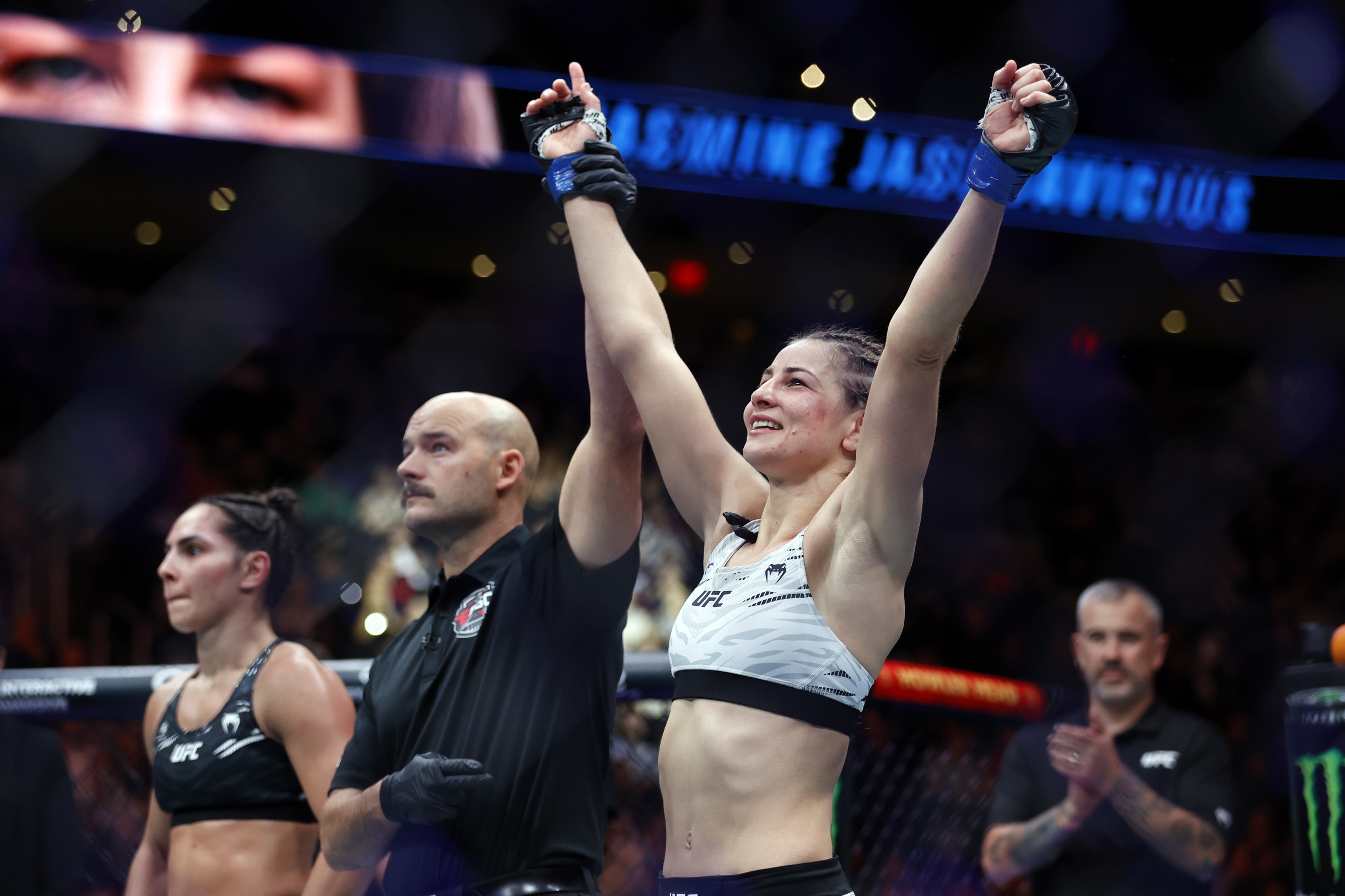 ufc picks Jasmine Jasudavicius ufc predictions best bet odds