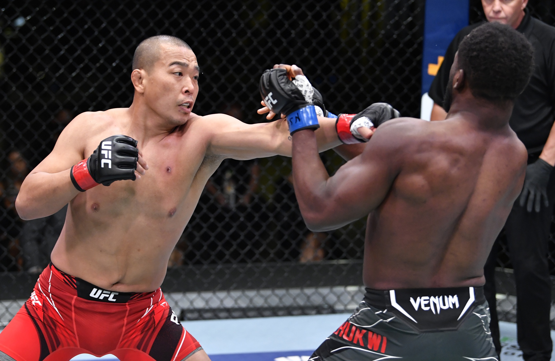 ufc picks Junyong Park predictions best bet odds