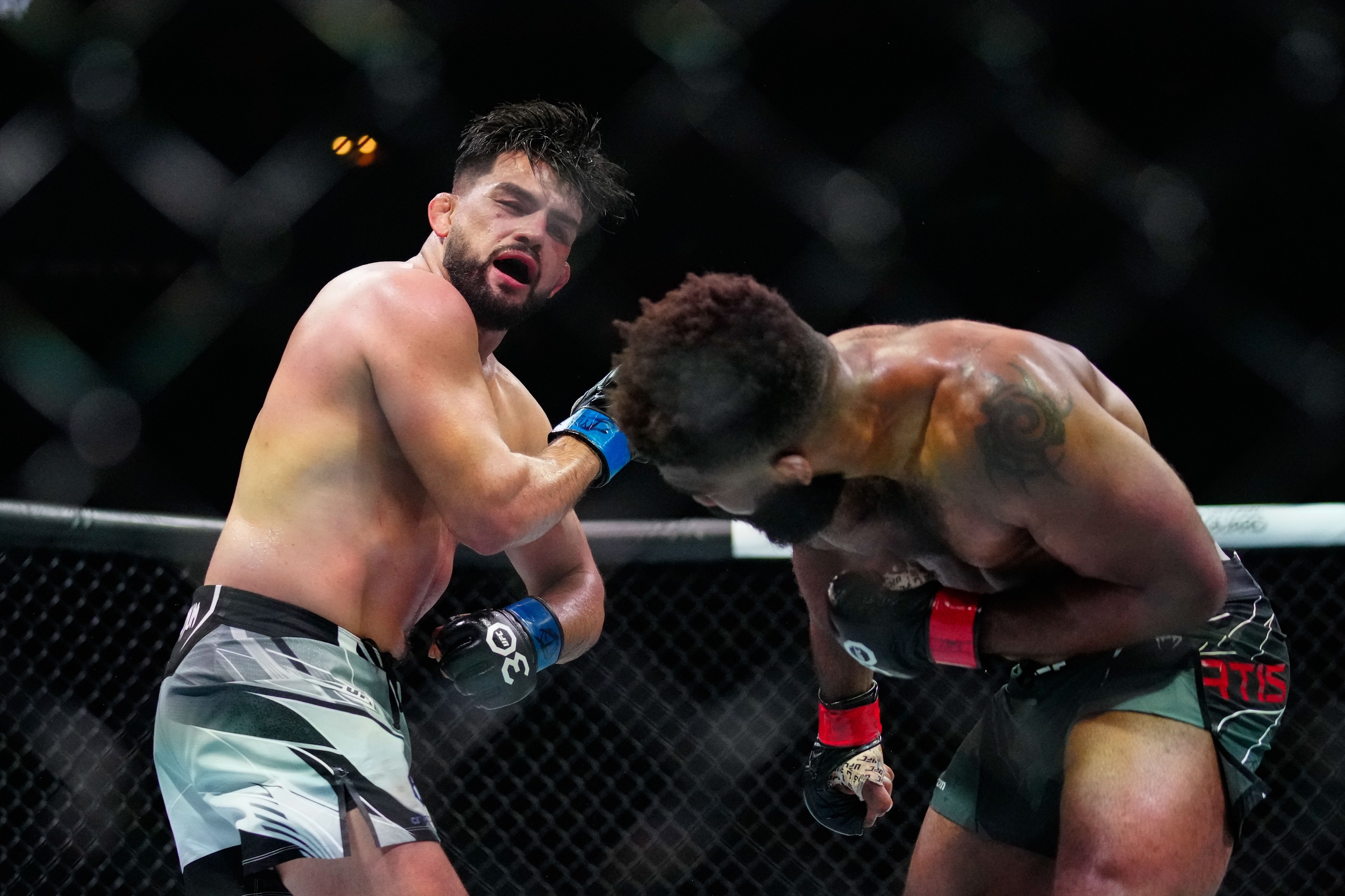 ufc picks Kelvin Gastelum ufc predictions best bet odds