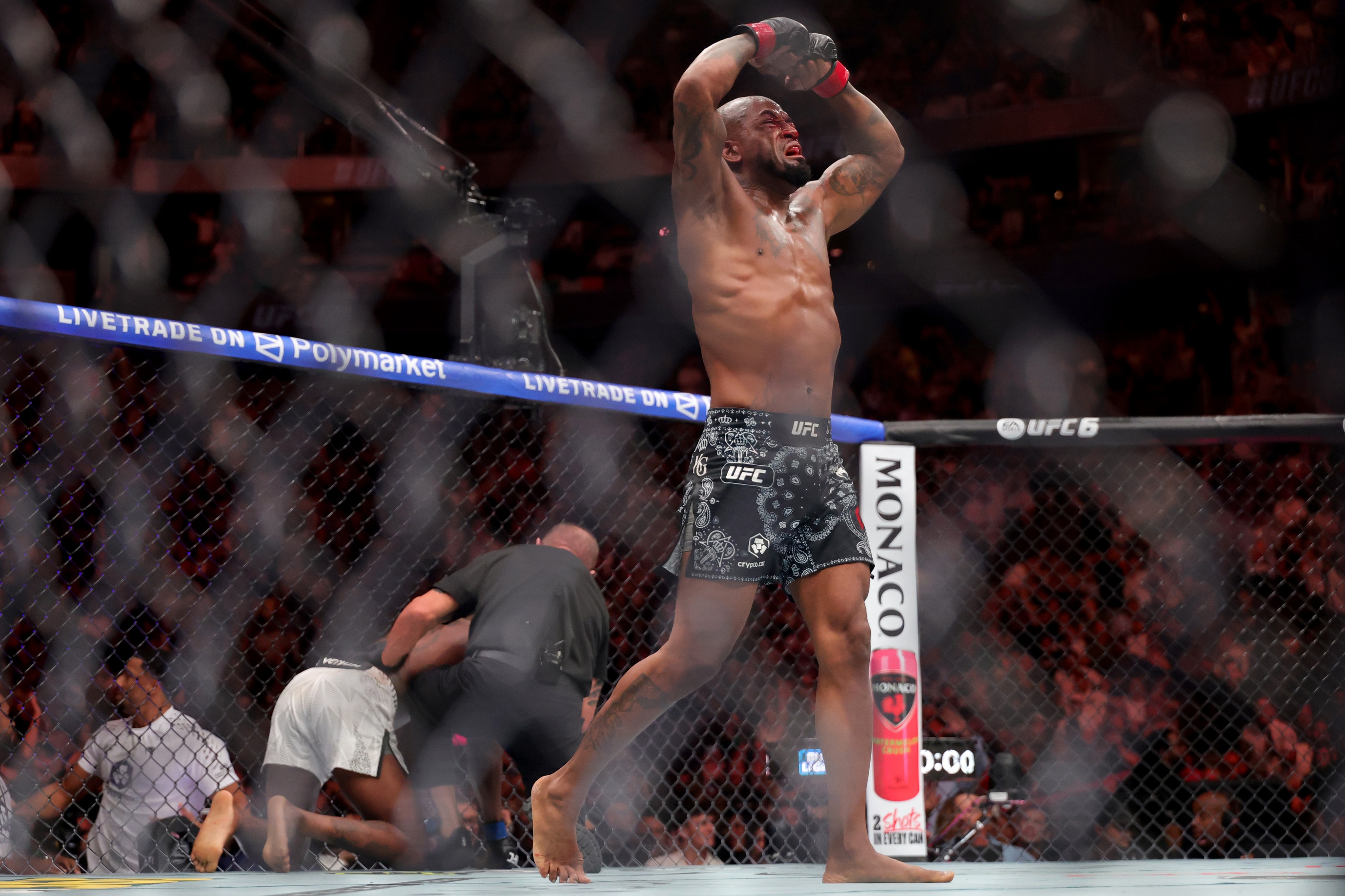 ufc picks King Green predictions best bet odds