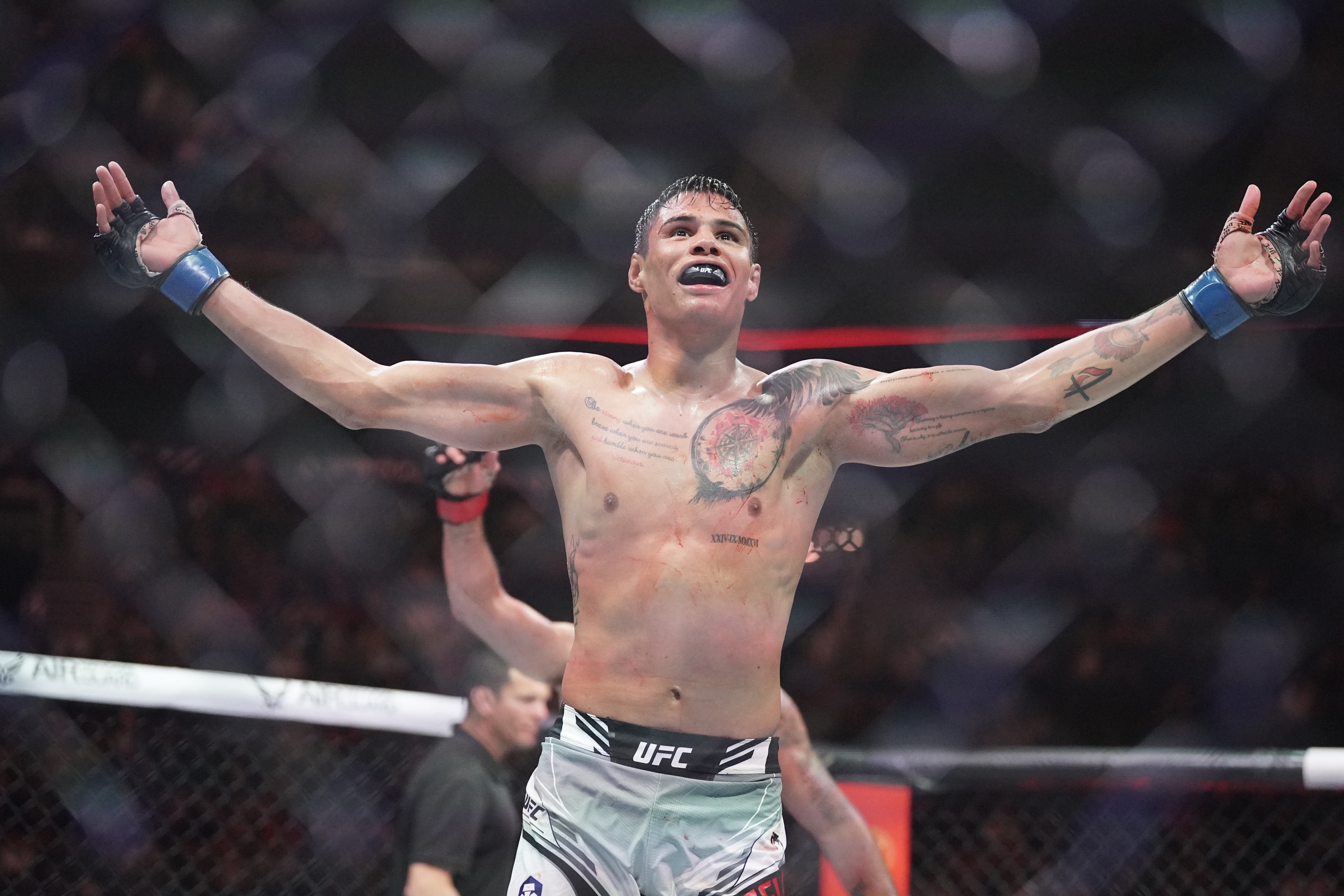 ufc picks Lando Vannata predictions best bet odds