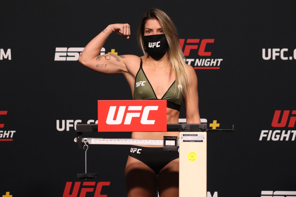 ufc picks Luana Pinheiro predictions best bet odds