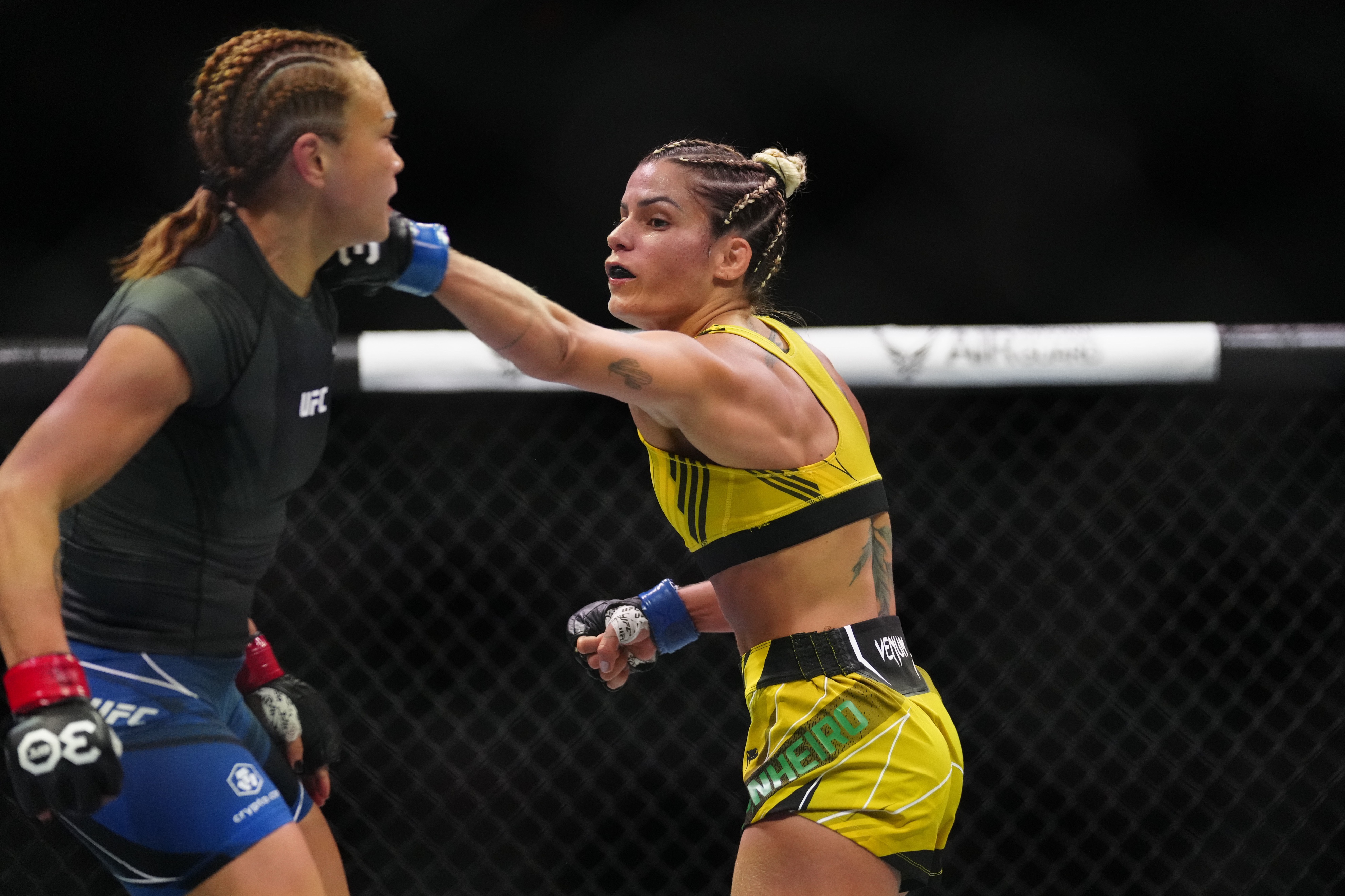 ufc picks Luana Pinheiro ufc predictions best bet odds