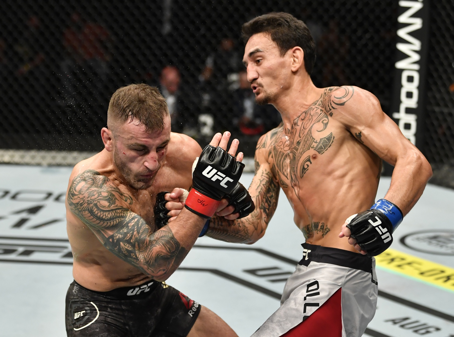 ufc picks Max Holloway predictions best bet odds