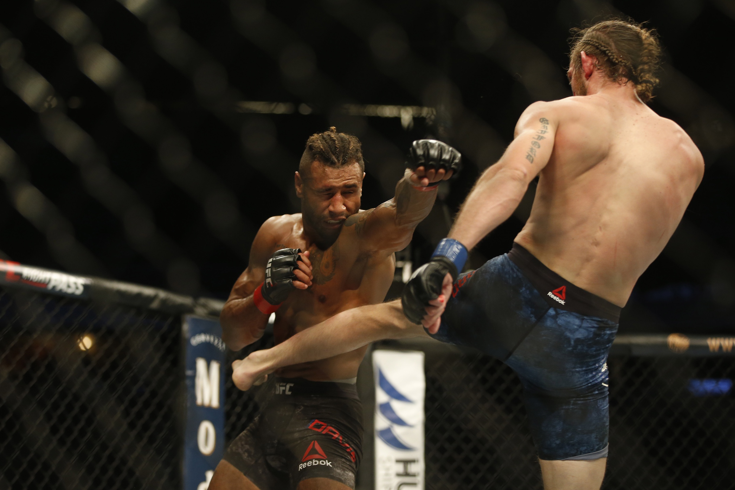 ufc picks Mike Davis ufc predictions best bet odds
