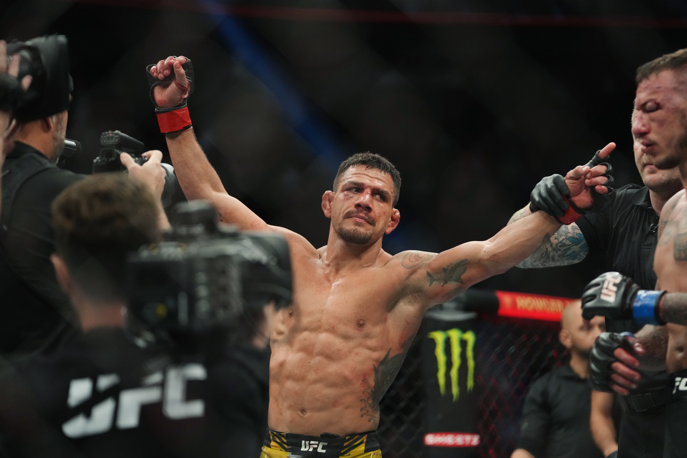 ufc picks Rafael dos Anjos predictions best bet odds