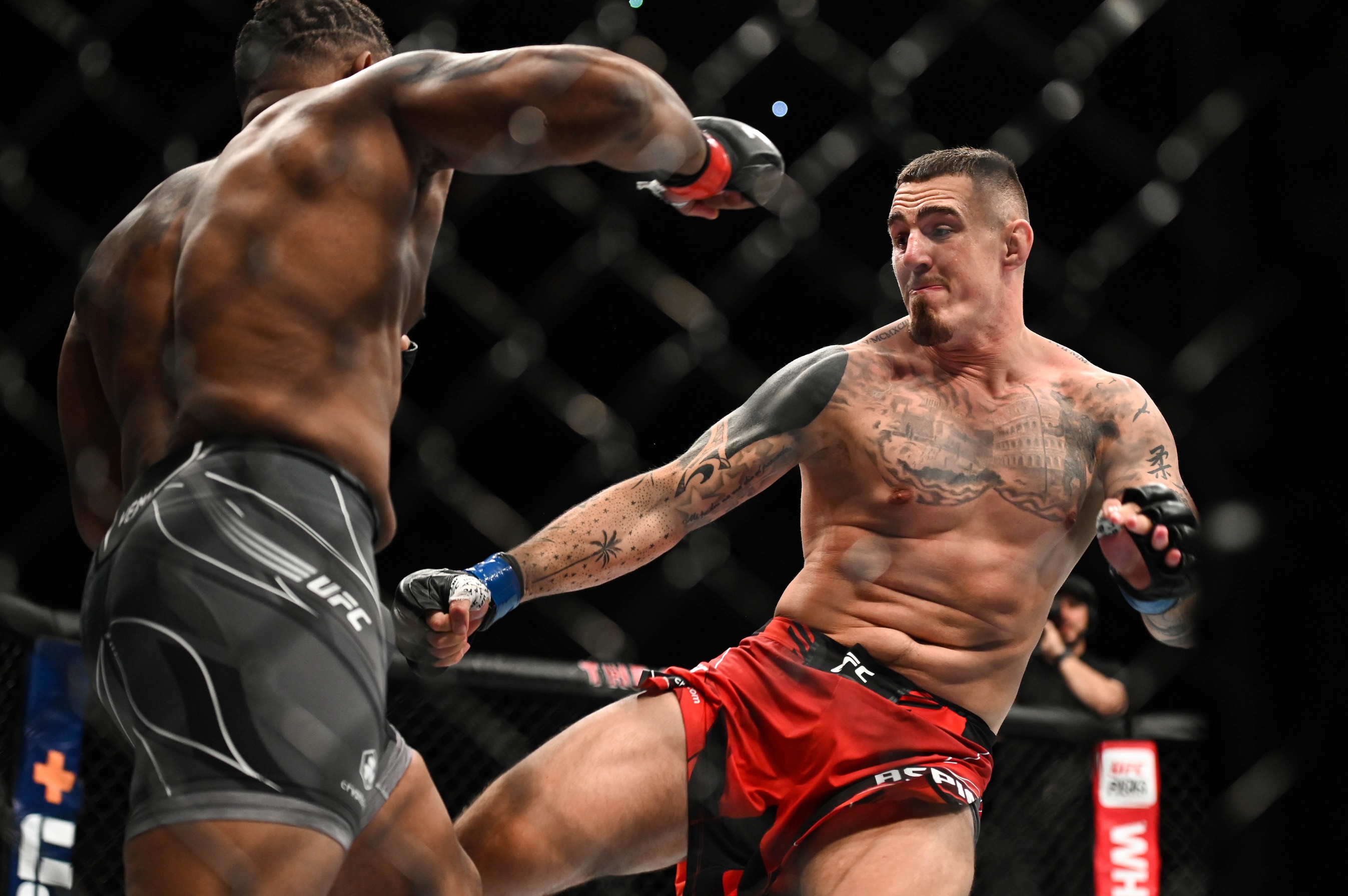 ufc picks Tom Aspinall ufc predictions best bet odds