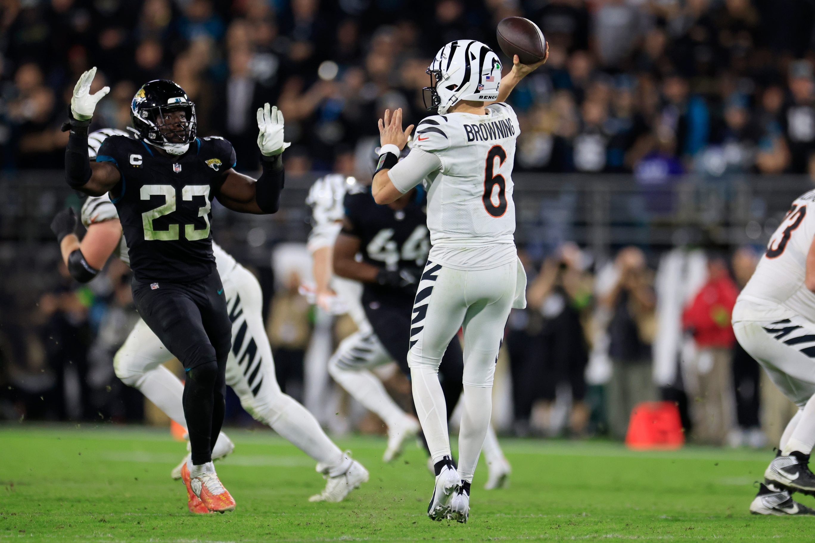Weekly Las Vegas football contest report Jake Browning Cincinnati Bengals