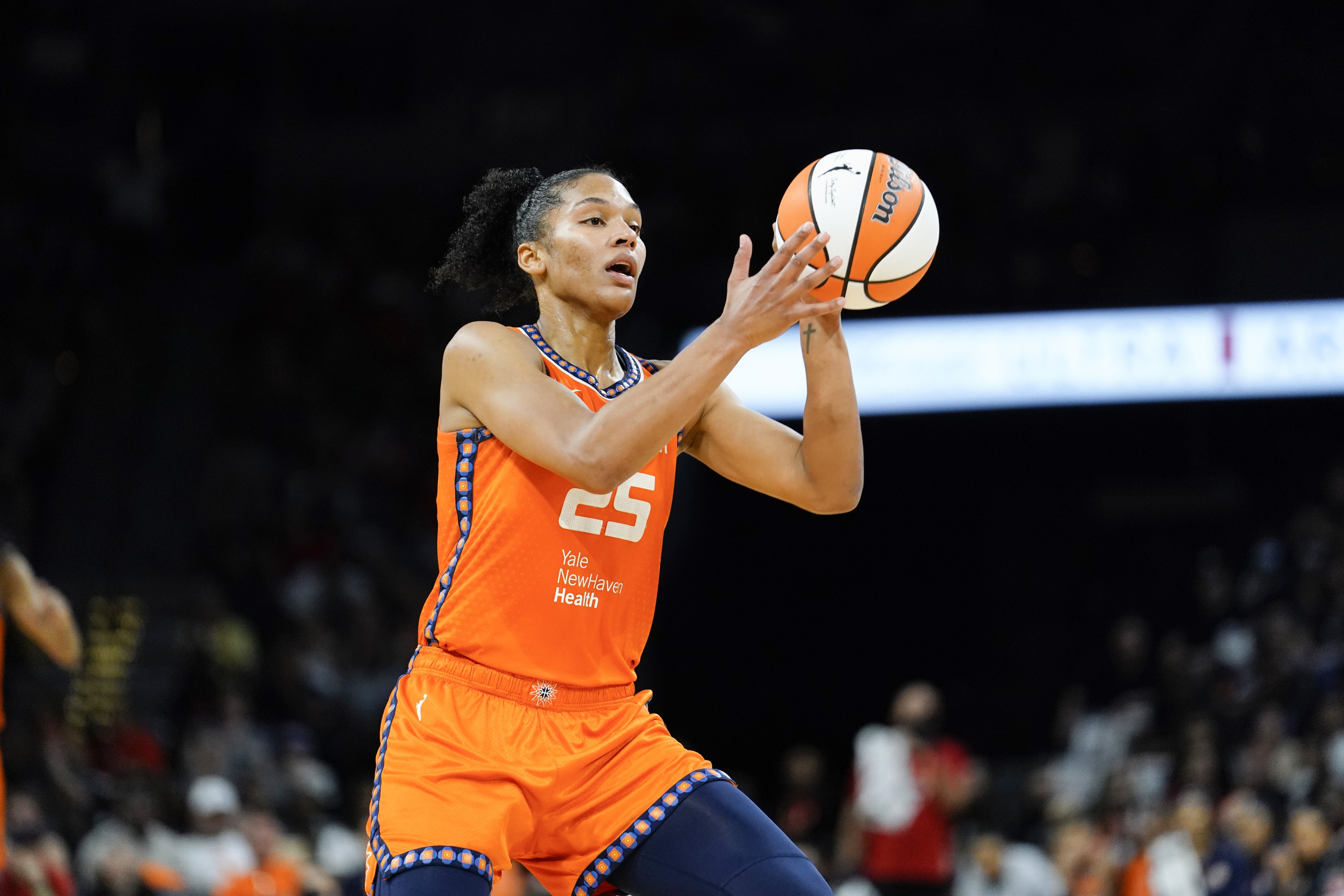 wnba picks Alyssa Thomas Connecticut Sun predictions best bet odds