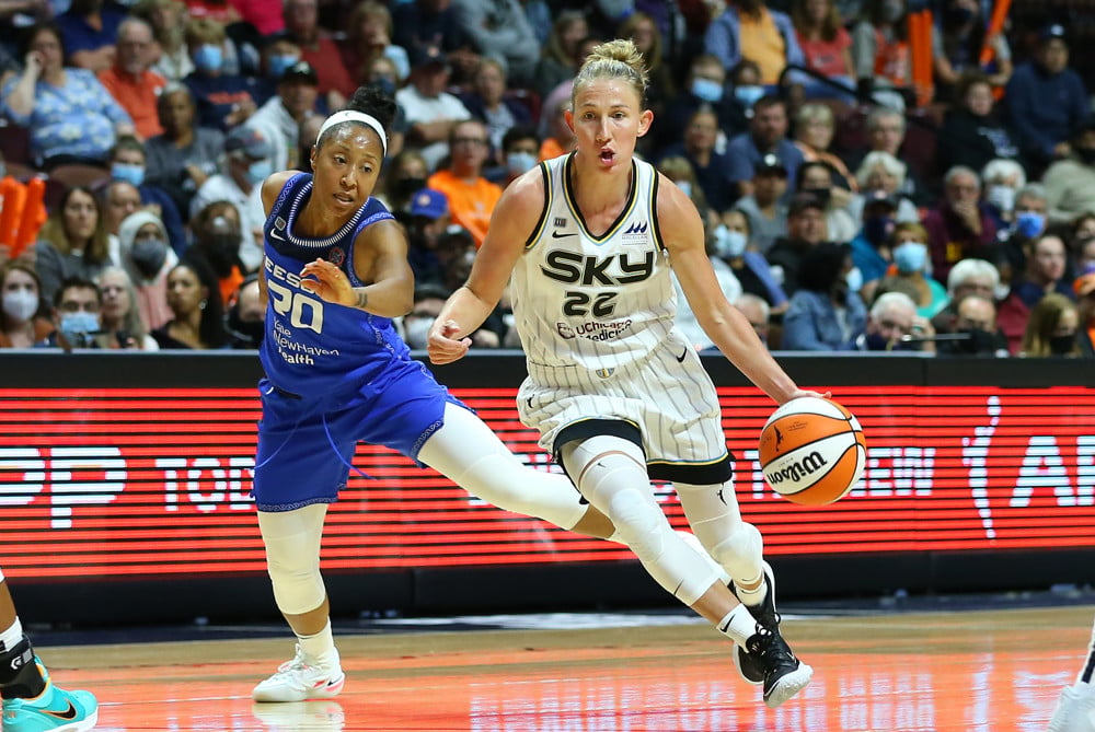 wnba picks Courtney Vandersloot Chicago Sky predictions best bet odds