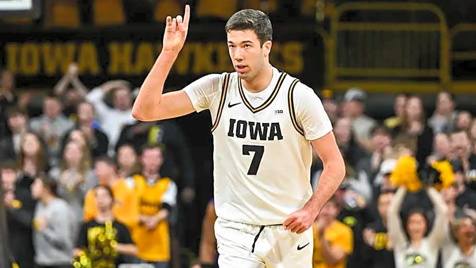 college basketball picks Alvaro Folgueiras Iowa Hawkeyes predictions best bet odds