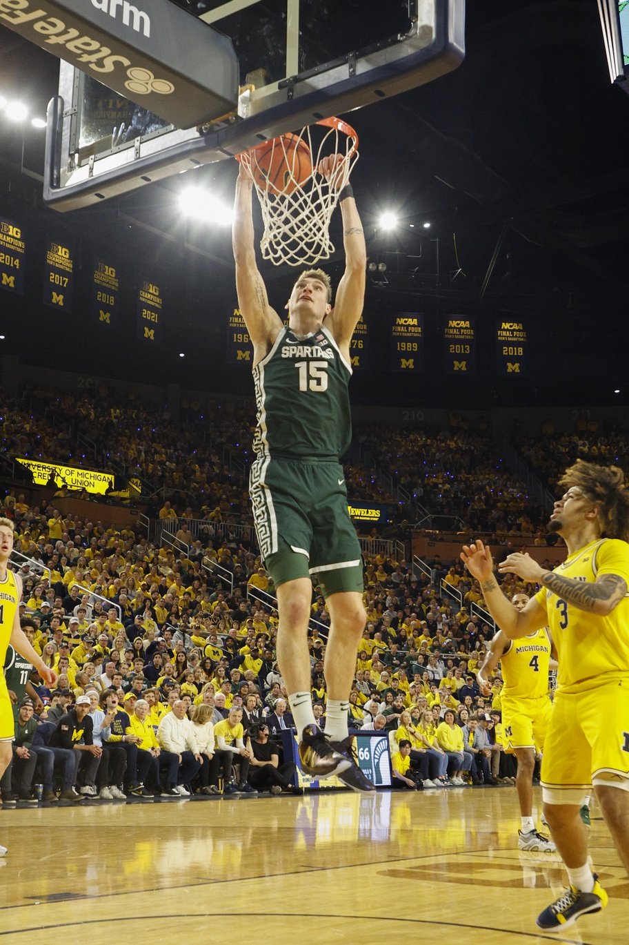 college basketball picks Carson Cooper Michigan State Spartans predictions best bet odds