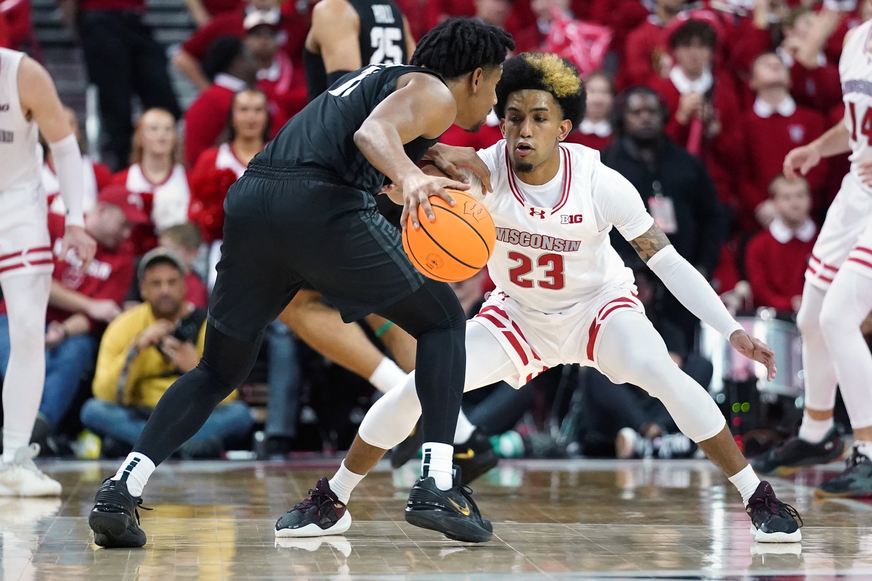 college basketball picks Chucky Hepburn Wisconsin Badgers predictions best bet odds