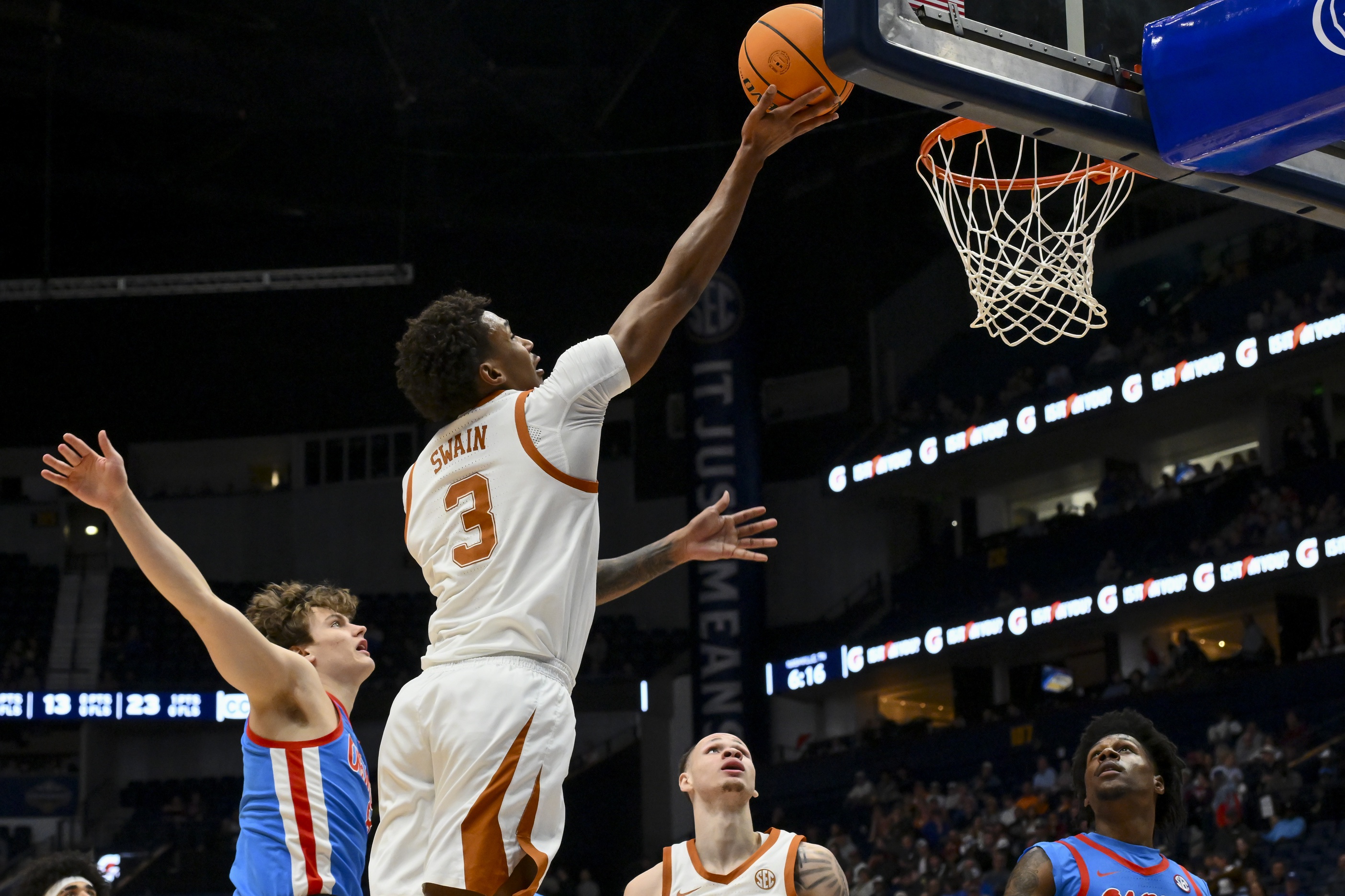college basketball picks Dailyn Swain Texas Longhorns predictions best bet odds
