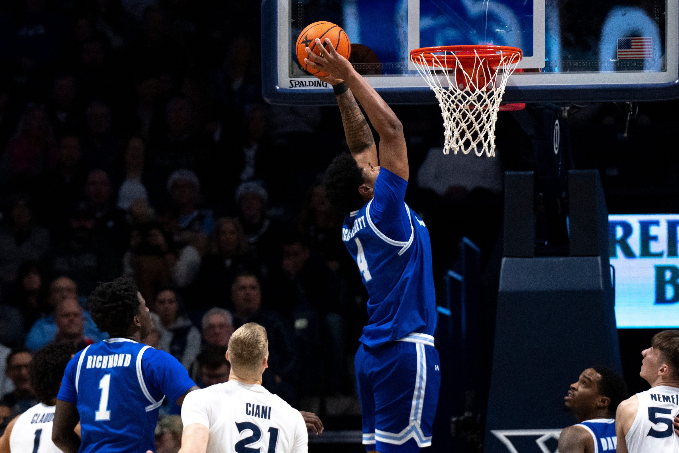 college basketball picks Elijah Hutchins-Everett Seton Hall Pirates predictions best bet odds